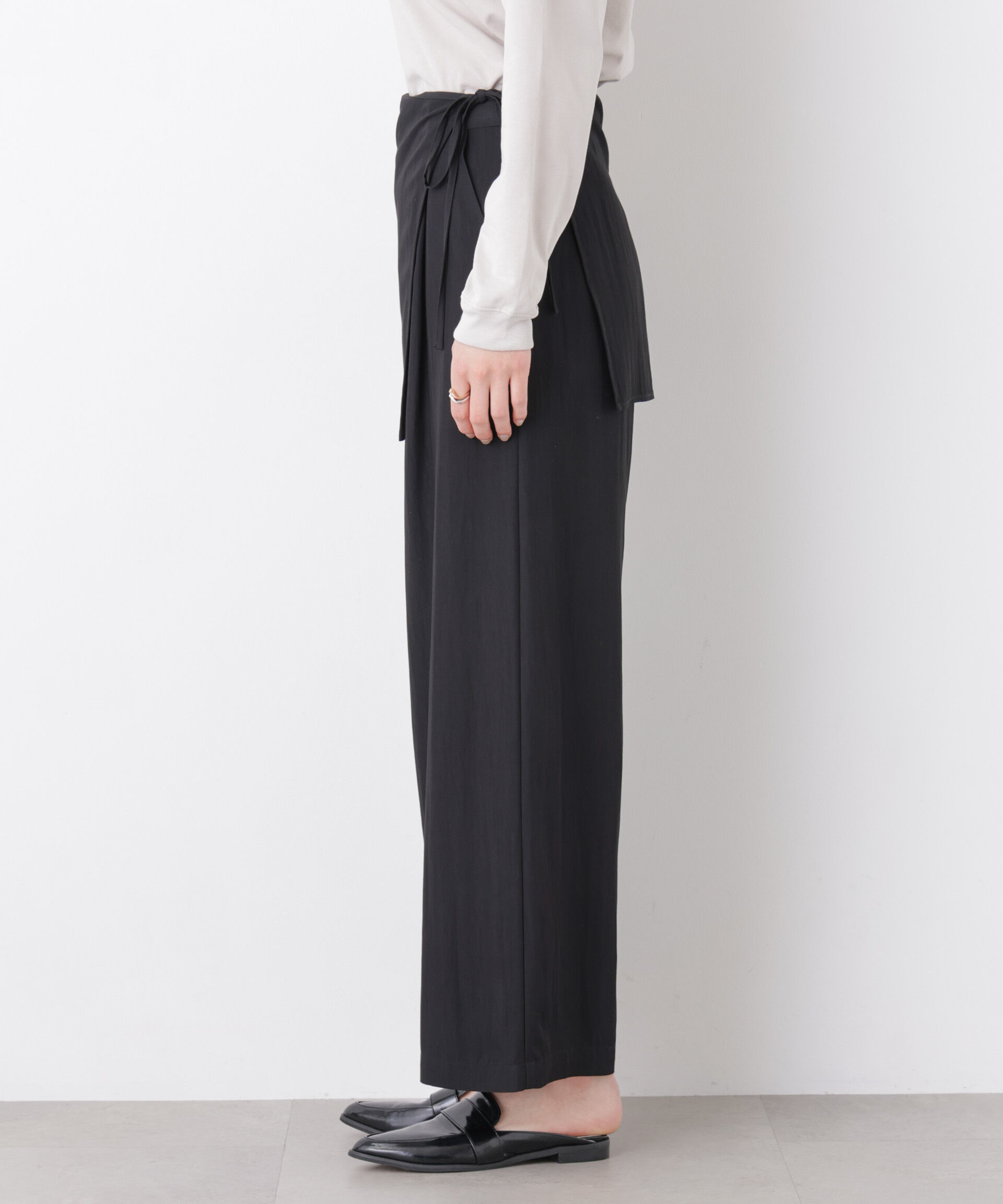 nano･universe「スカーフセットタックワイドパンツ」|チノ|
