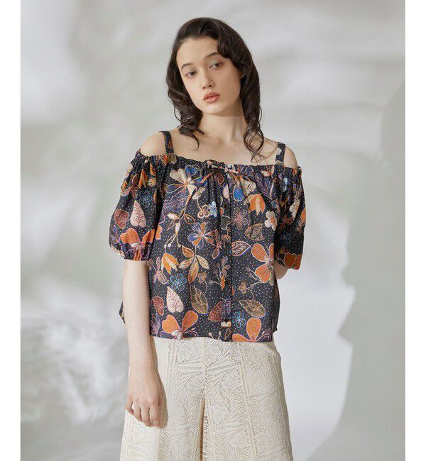 GRACE CONTINENTAL「バティックプリントオフショルトップ」|Tシャツ・カットソー|ブラック