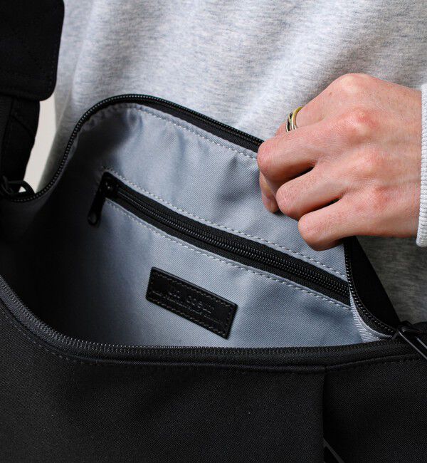 GLOSTER「【Un coeur/アンクール】CROISSANT SHOULDER」|ショルダー・メッセンジャー|