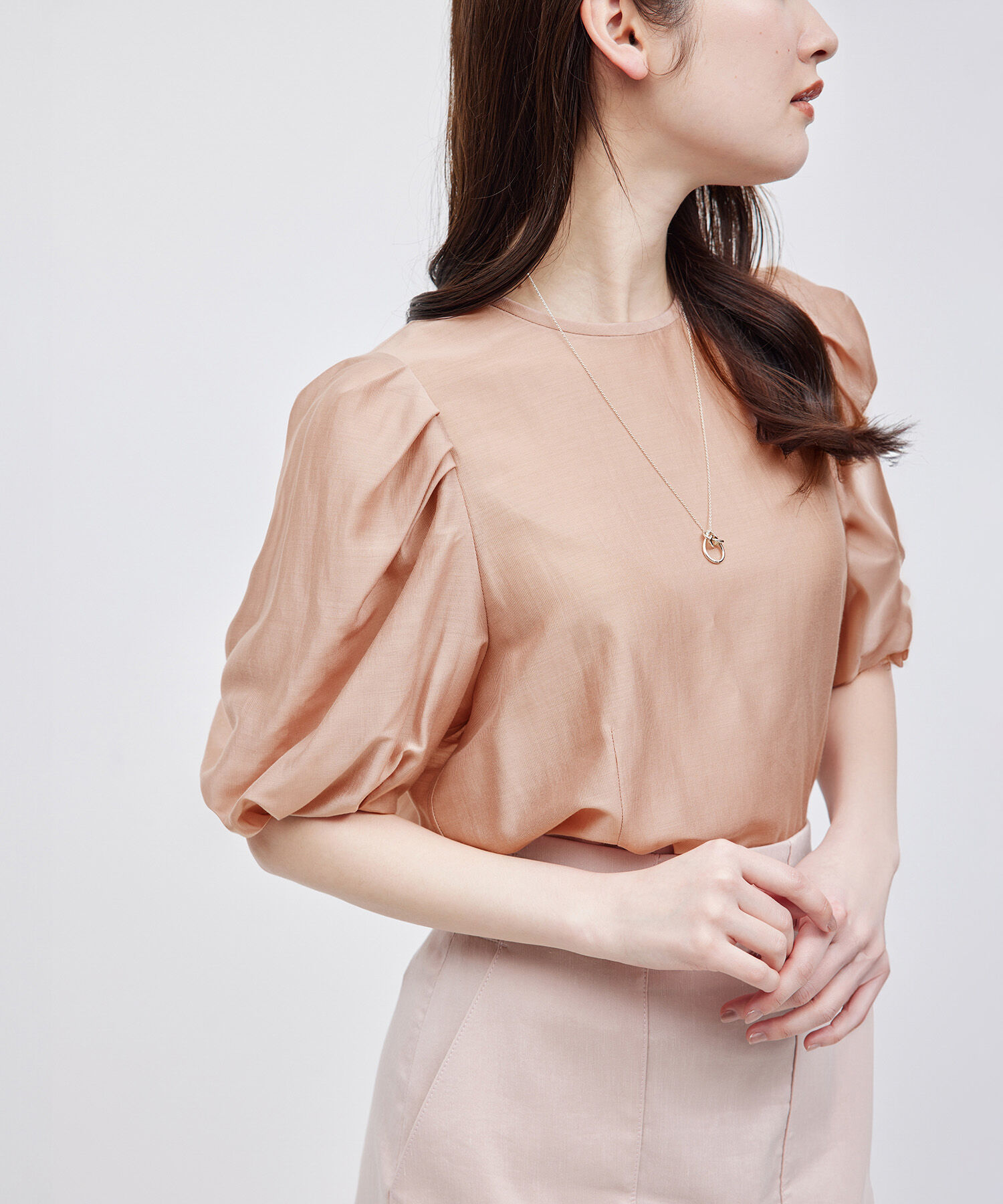 ROPE「【新色追加】【洗える】カールマイヤーパフスリーブブラウス【雑誌/メディア掲載】」|シャツ・ブラウス|ピンク(63)