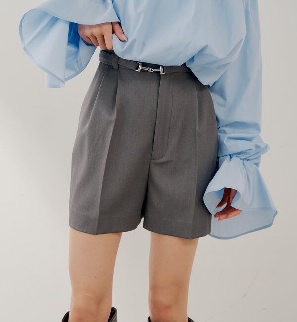  「【SALON by Chico】ウエスト金具ベルト付きハーフパンツ」|チノ|