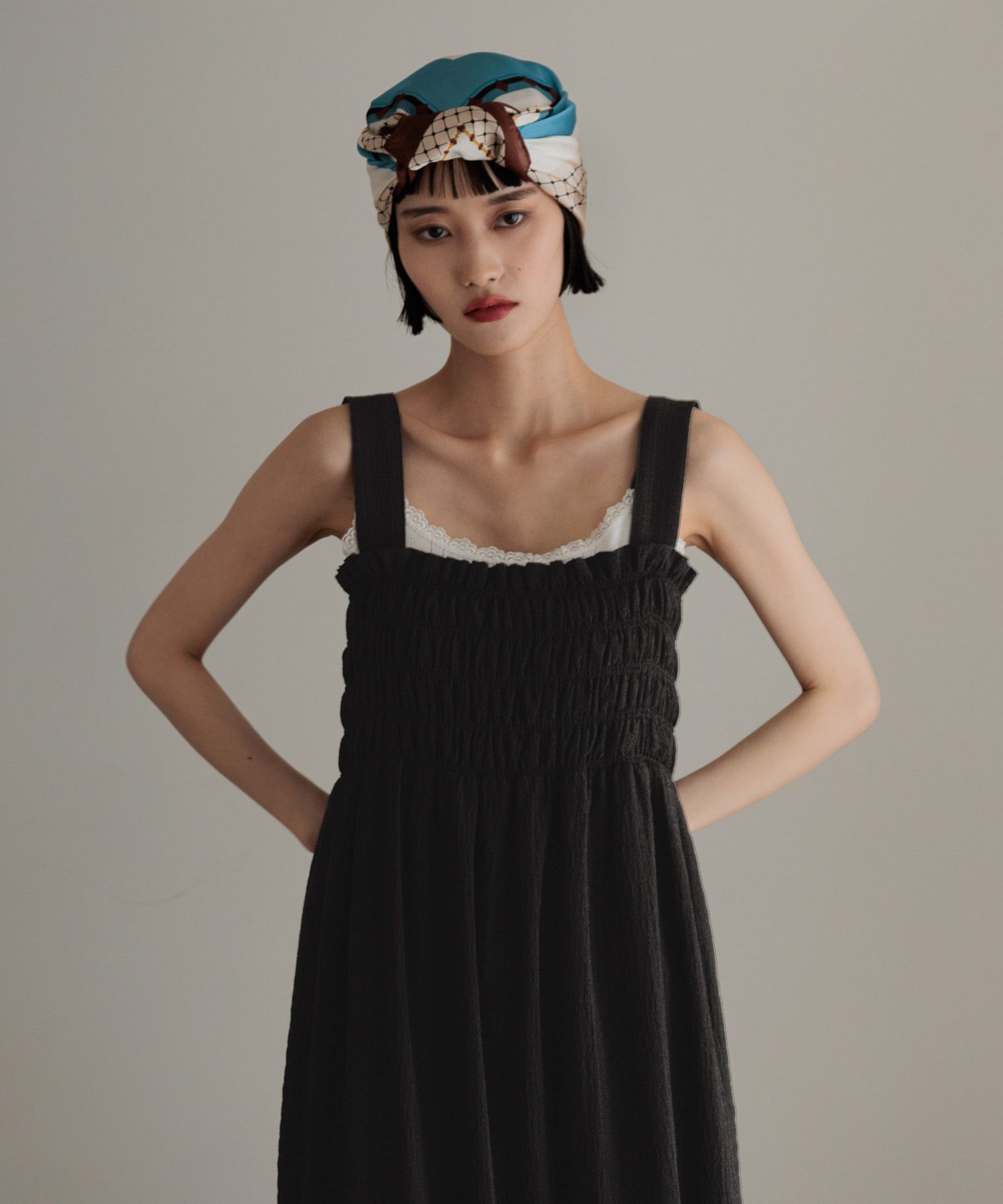 LOWRYS FARM「シャーリングワンピース」|ワンピース|