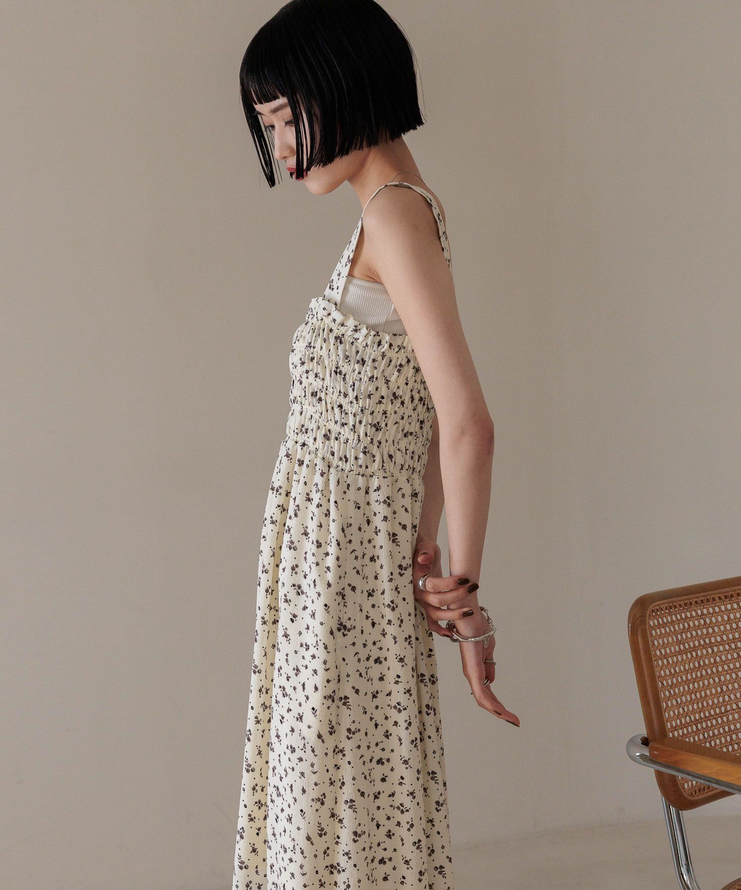 LOWRYS FARM「シャーリングワンピース」|ワンピース|