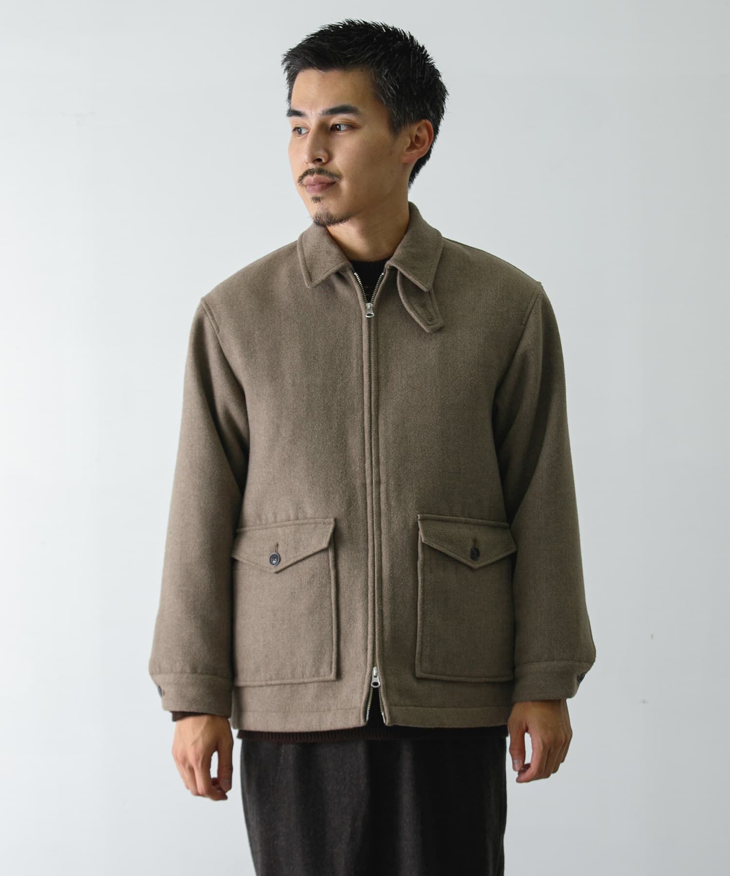 URBAN RESEARCH DOORS「ウールブレンドハリントンジャケット」|ノーカラーコート|
