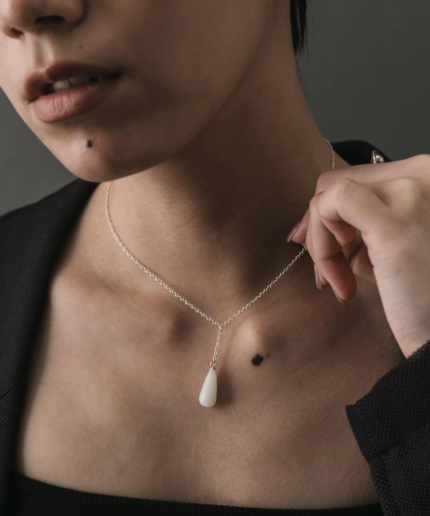 SMELLY「SMELLY so&rsquo;　newjade  swing necklace」|ネックレス|シルバー系その他
