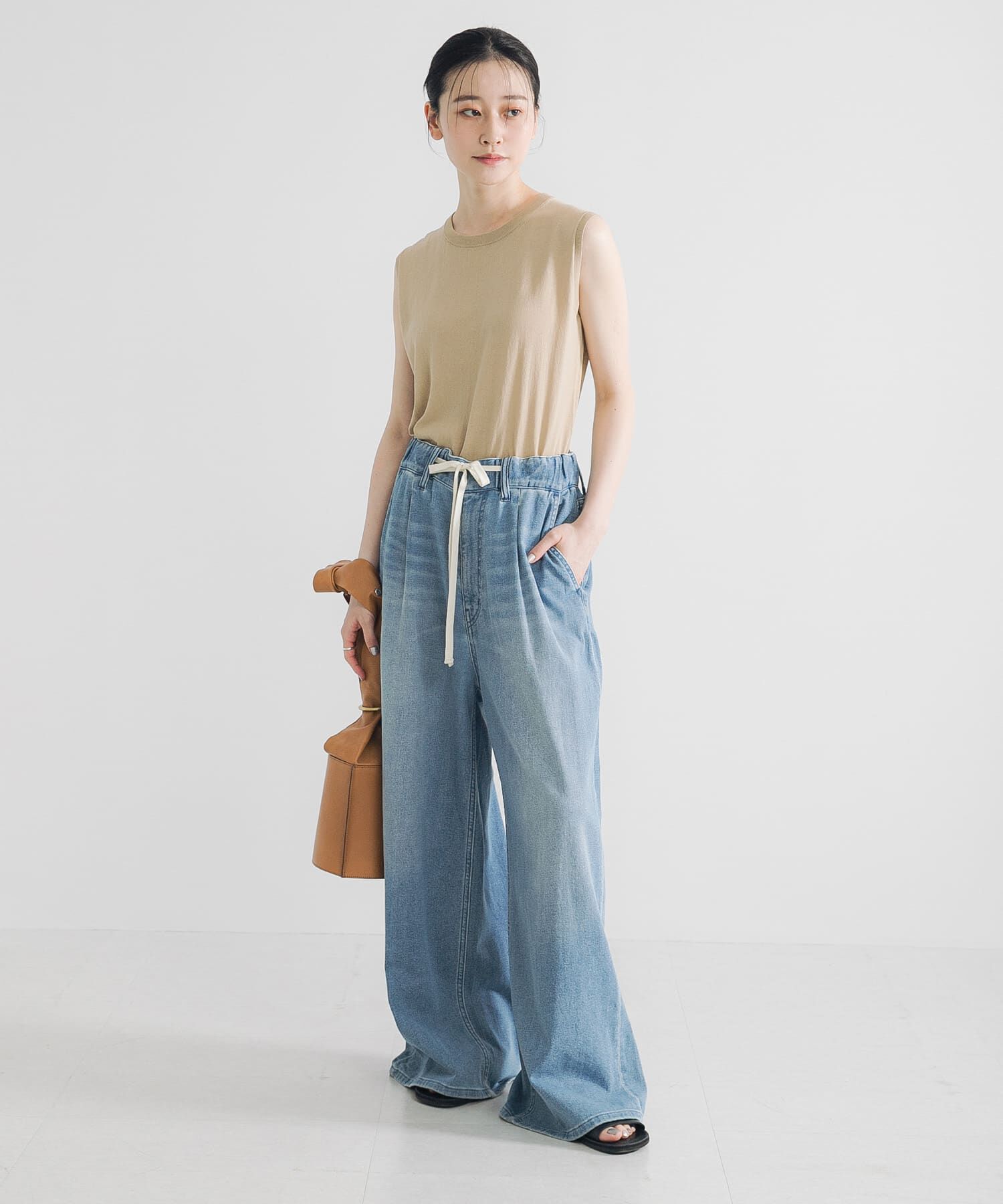 URBAN RESEARCH「UVカット加工ノースリーブニット」|タンクトップ|