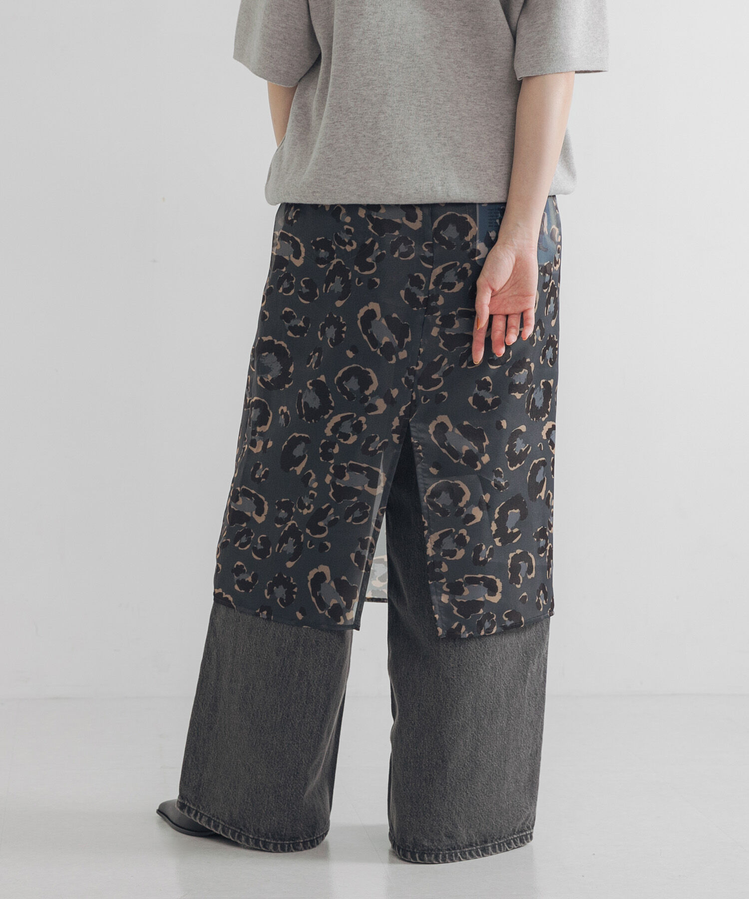 URBAN RESEARCH「レオパードプリントレイヤードスカート」|スカート|