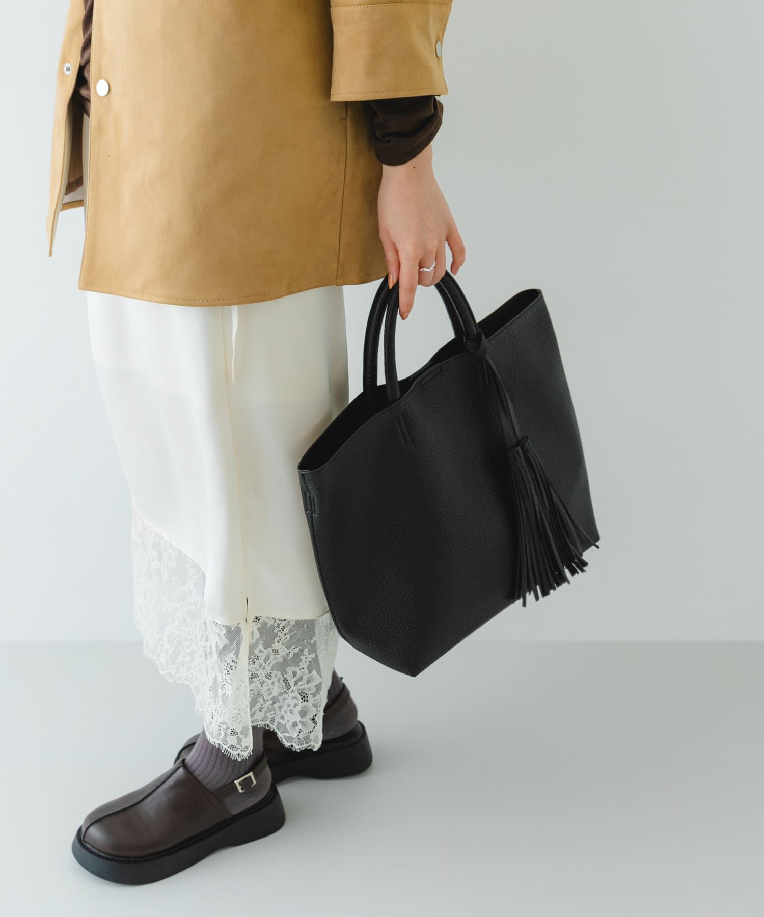 RODE SKO「タッセル軽量2WAYシンプルトートバッグ」|トートバッグ|