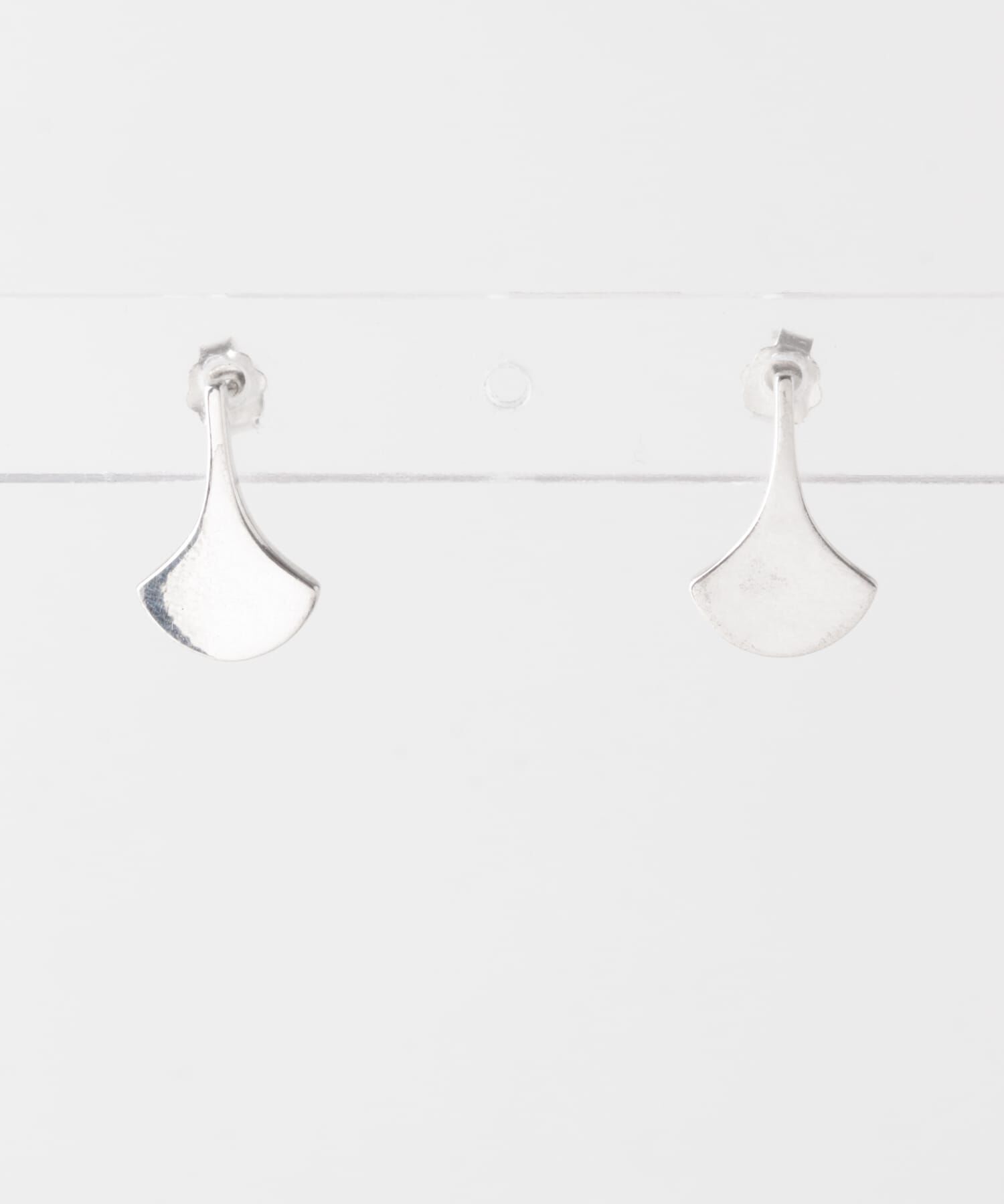 SMELLY「SMELLY so　fan shape pierce」|ピアス|