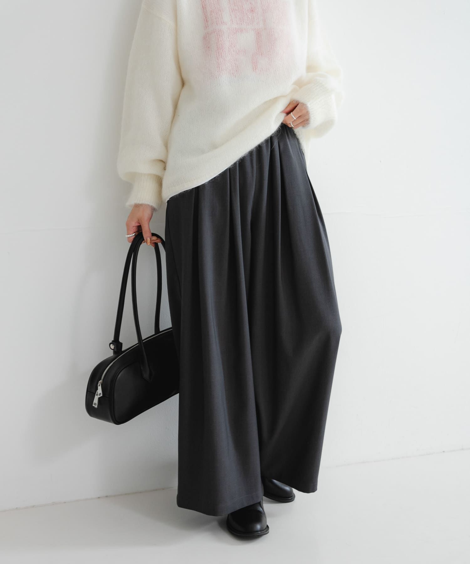 URBAN RESEARCH「ストレッチタックギャザーワイドパンツ」|その他|チャコールグレー