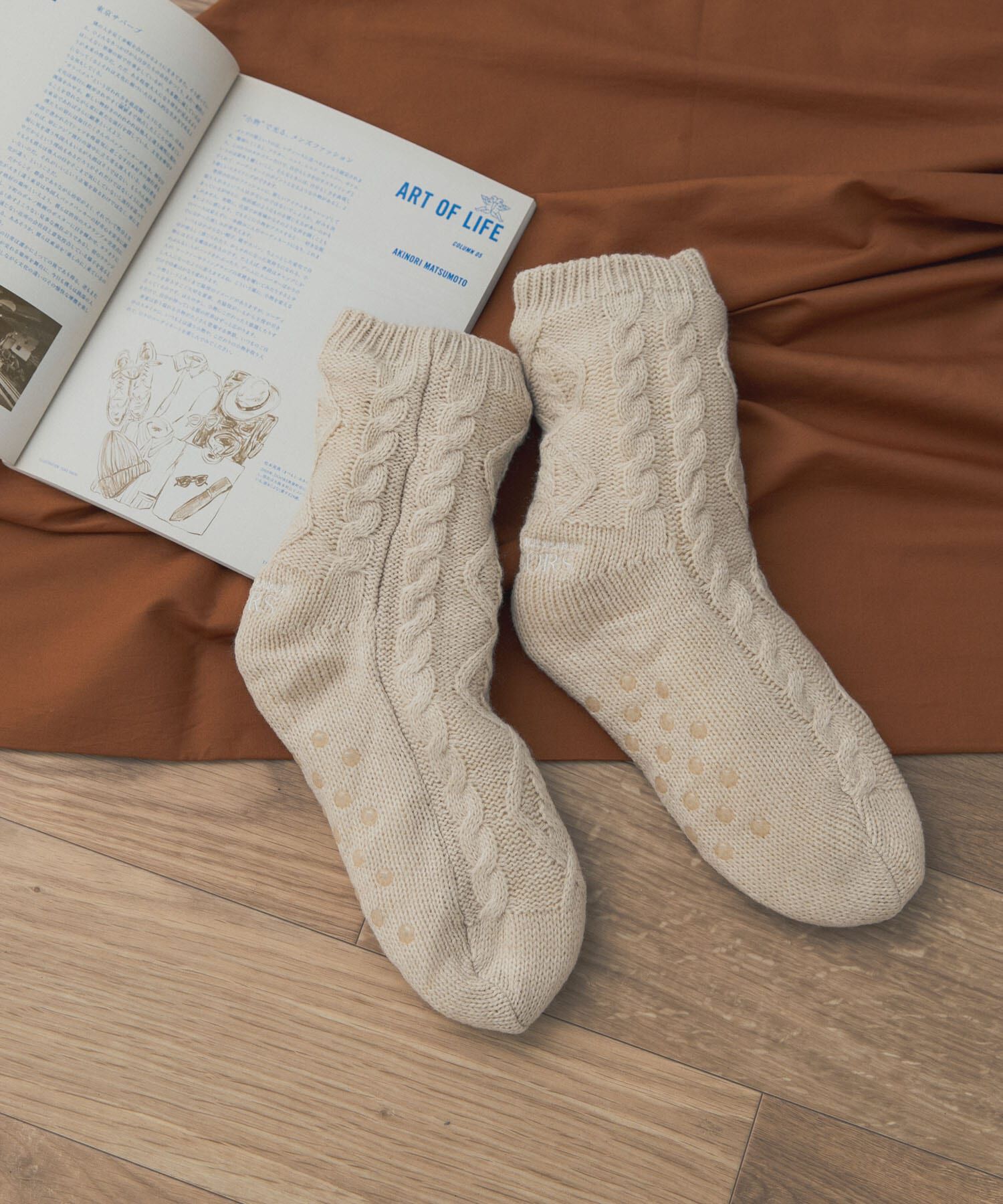 URBAN RESEARCH DOORS「ルームソックス」|ソックス|アイボリー