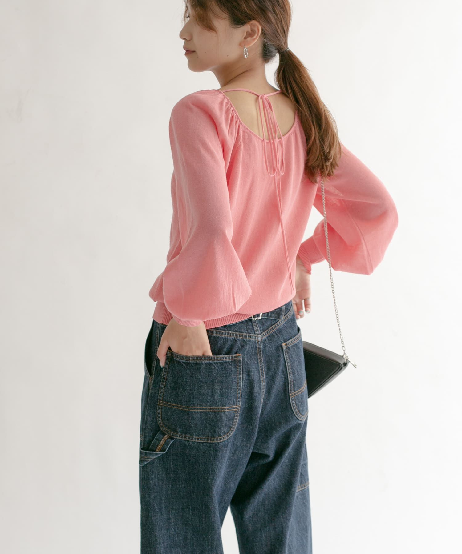  「BACKオープンボリュームスリーブニット」|ニット・セーター|