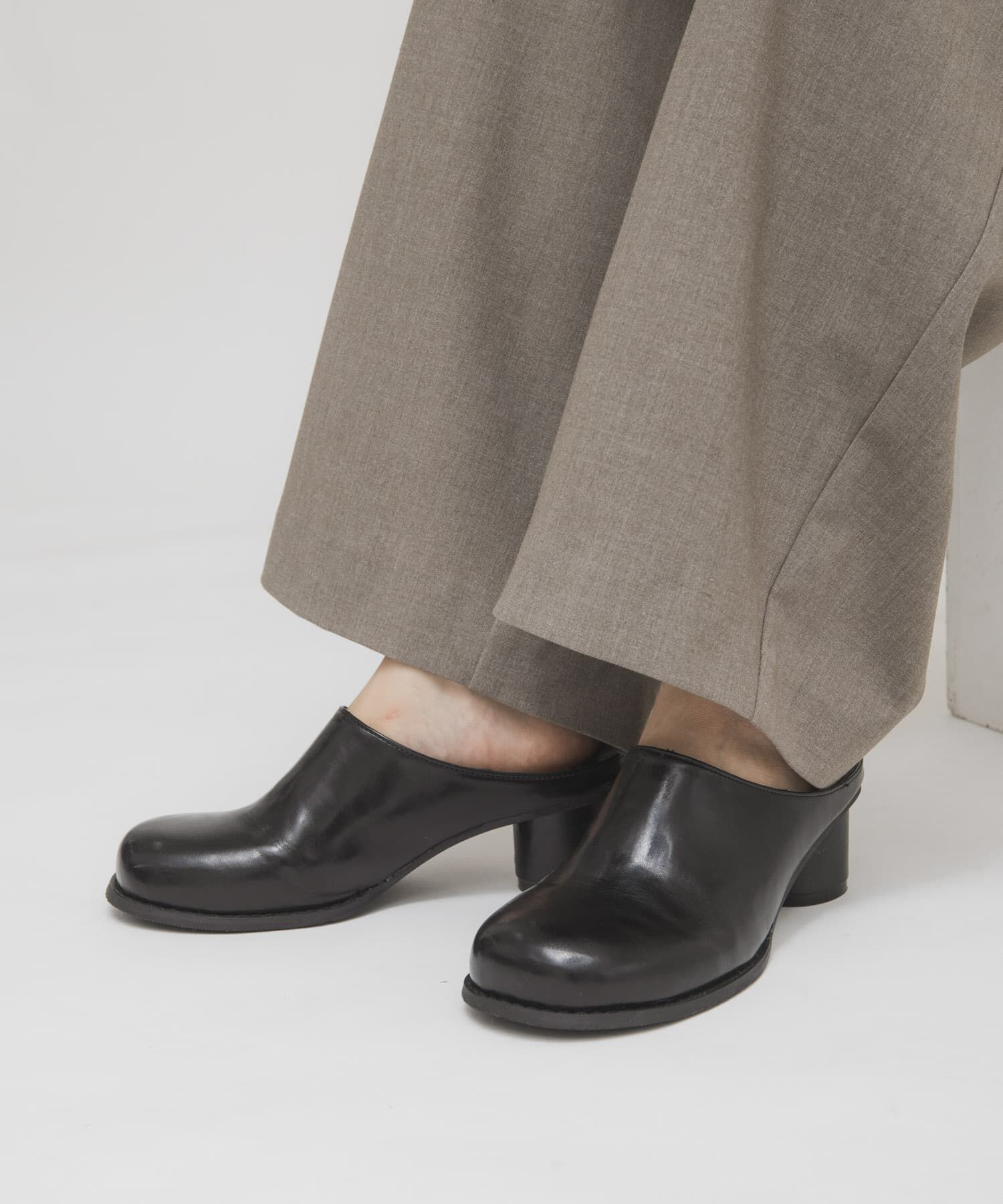  「プランプトゥサボミュール」|サンダル|