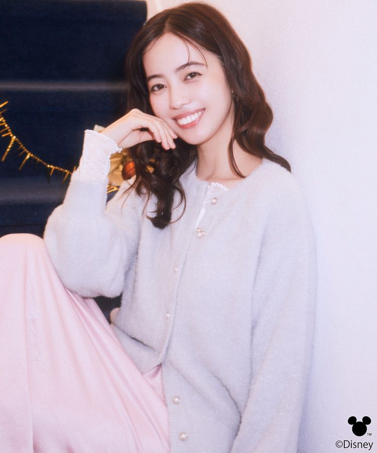 earth music&ecology「Disney/ポイントミッキーラメシャギーカーデ」|カーディガン|