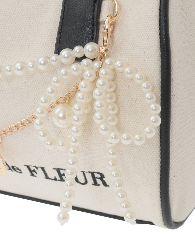 Maison de FLEUR「チャーム付きキャンバスボストンバッグ」|トートバッグ|