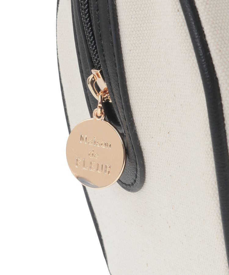 Maison de FLEUR「チャーム付きキャンバスボストンバッグ」|トートバッグ|