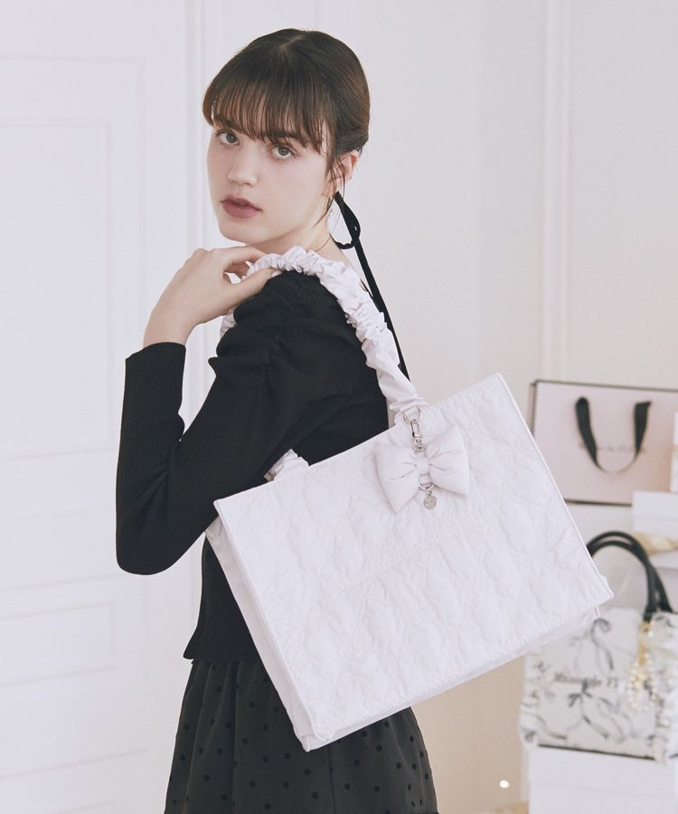 Maison de FLEUR「ギャザーハンドルリボンキルティングトート」|トートバッグ|