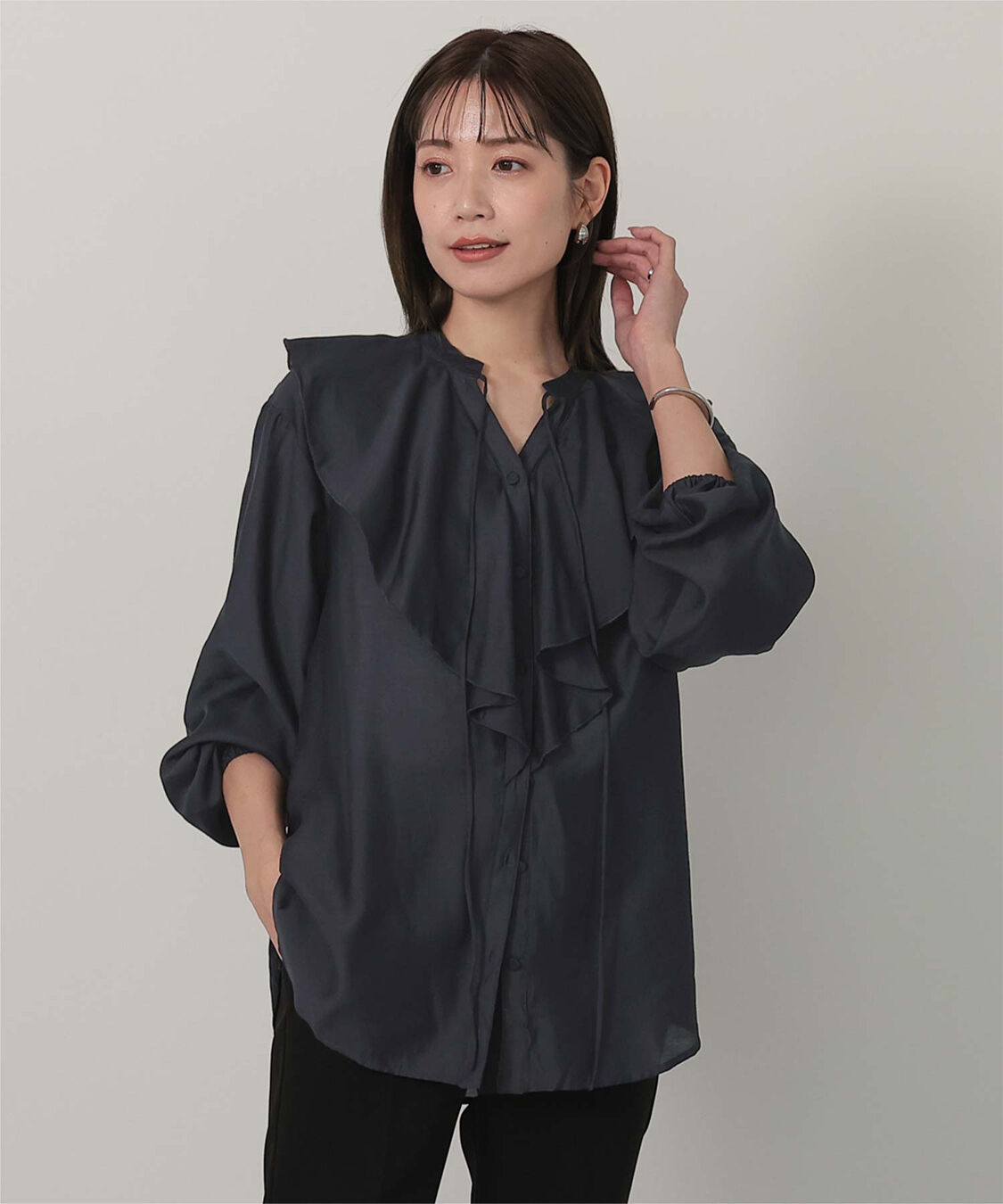 ur's「ラッフルデザインブラウス」|シャツ・ブラウス|