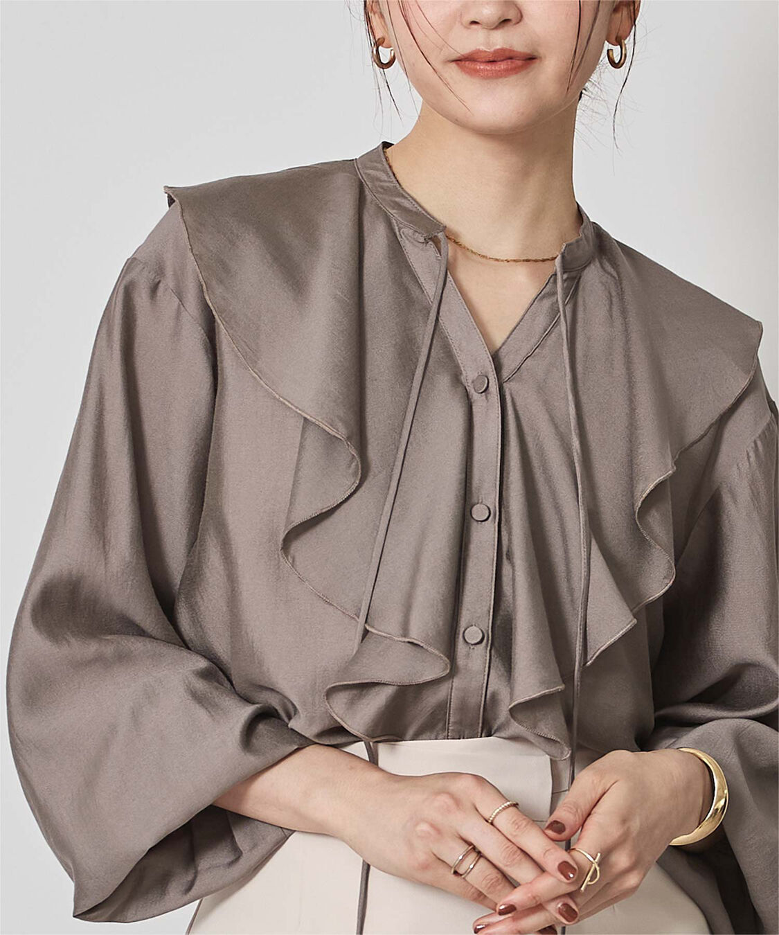 ur's「ラッフルデザインブラウス」|シャツ・ブラウス|