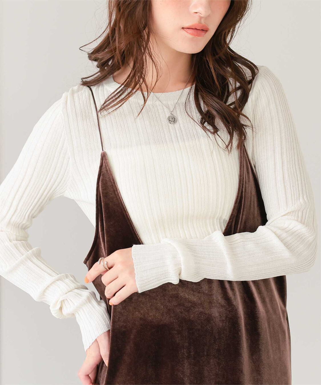 titivate「クルーネックランダムリブシアーニット」|ニット・セーター|アイボリー