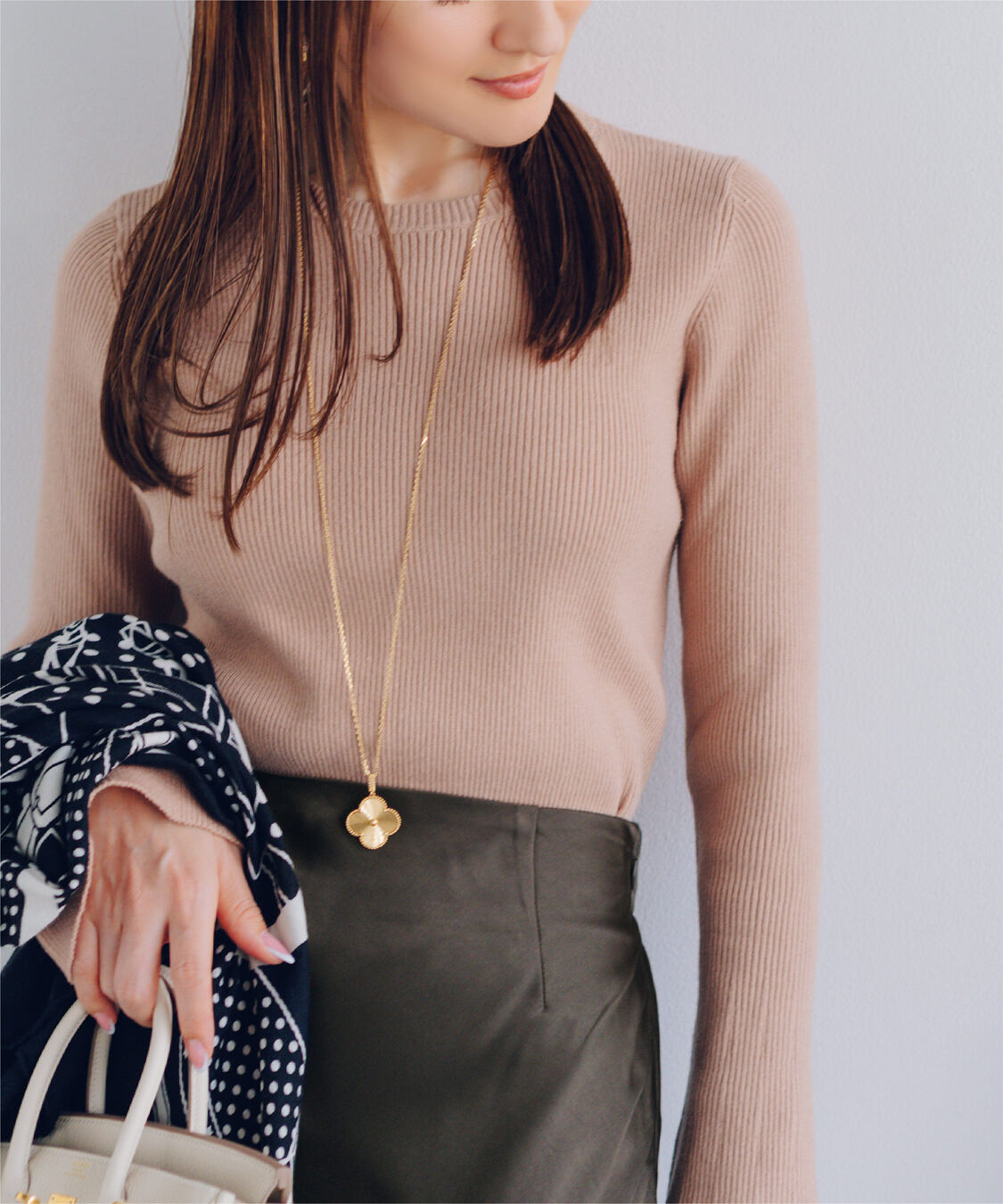 ur's「【星玲奈さんコラボアイテム】フレアスリーブリブニット」|ニット・セーター|