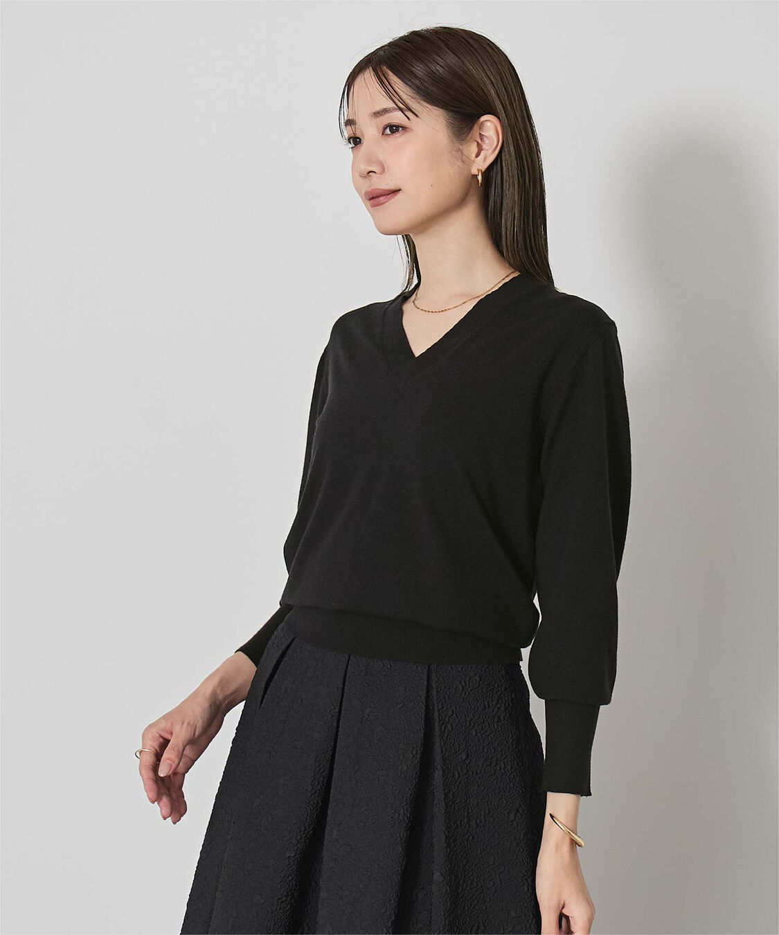 ur's「もちもちVネックニット」|ニット・セーター|