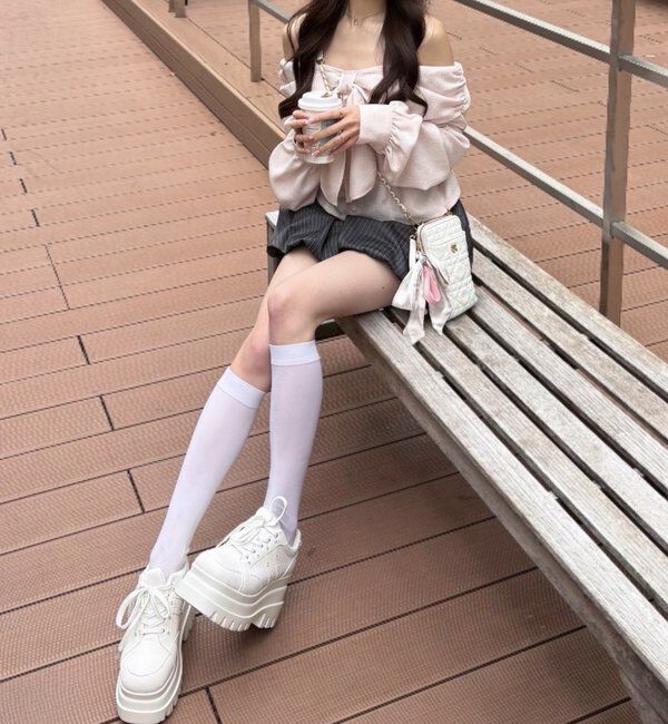  「ビジュー付きトリプルソールスニーカー」|その他|