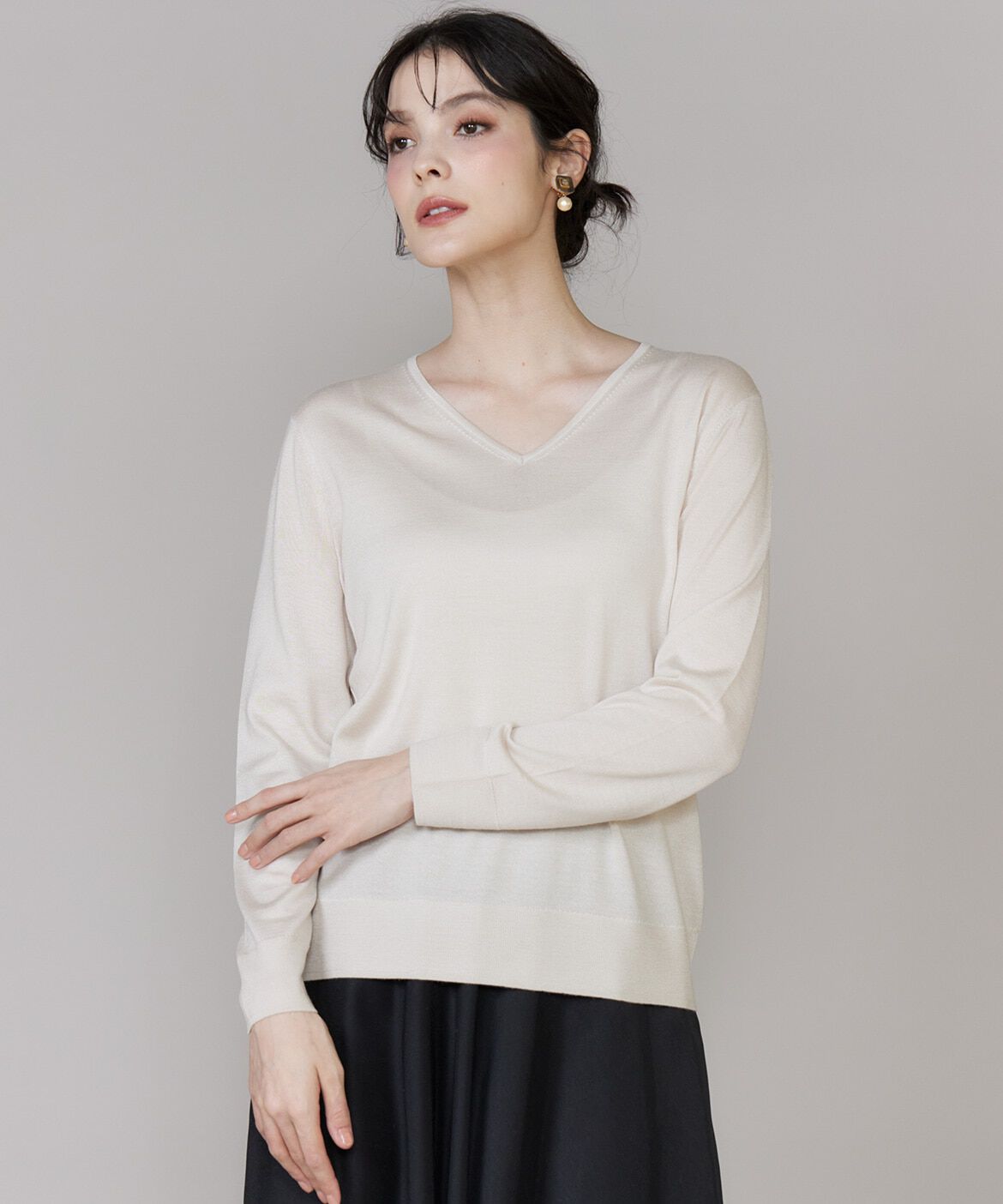INED「《CONTESSA》シルクカシミヤVネックニット」|ニット・セーター|