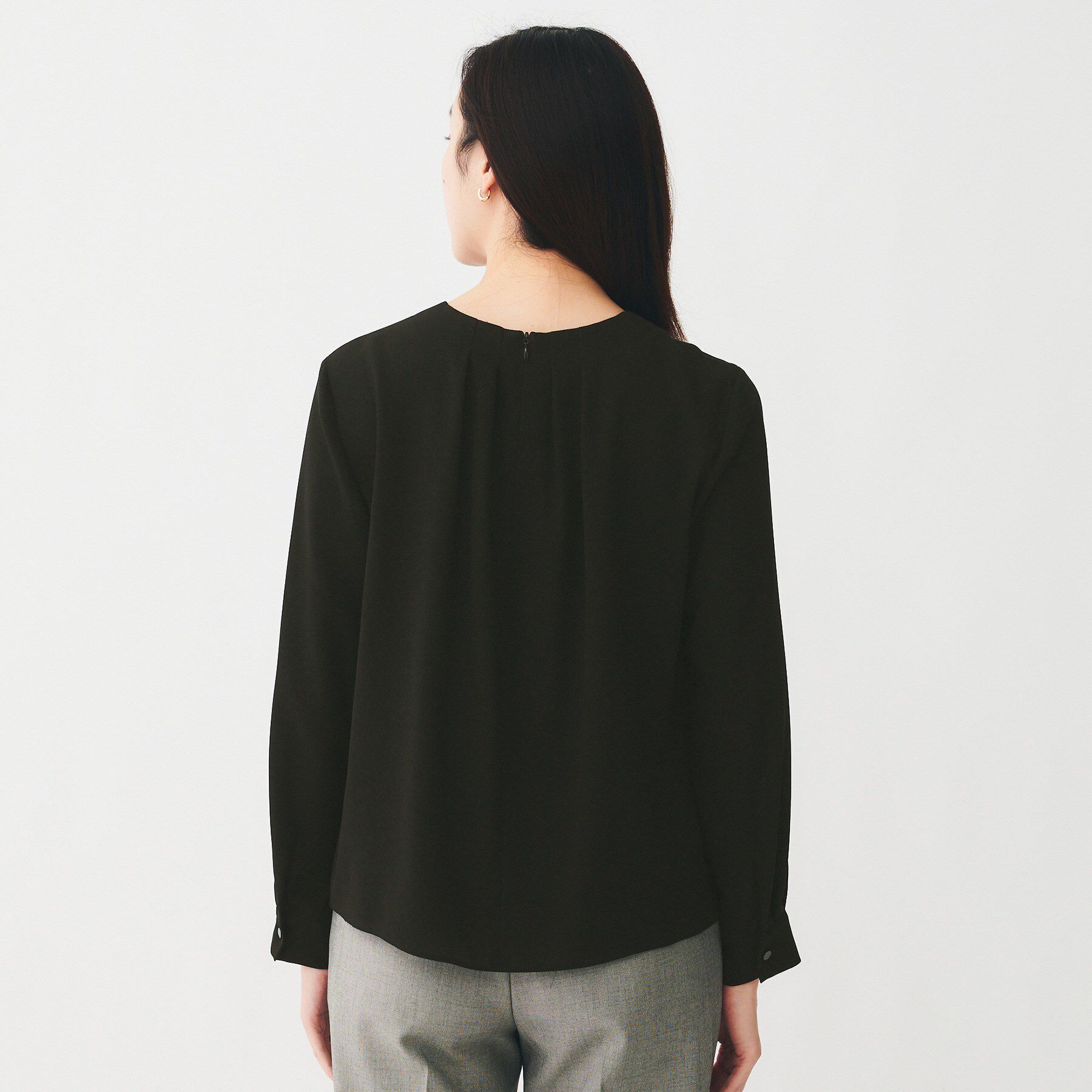 UNTITLED「【洗える/フォーマル/スーツインナー】タックブラウス」|シャツ・ブラウス|