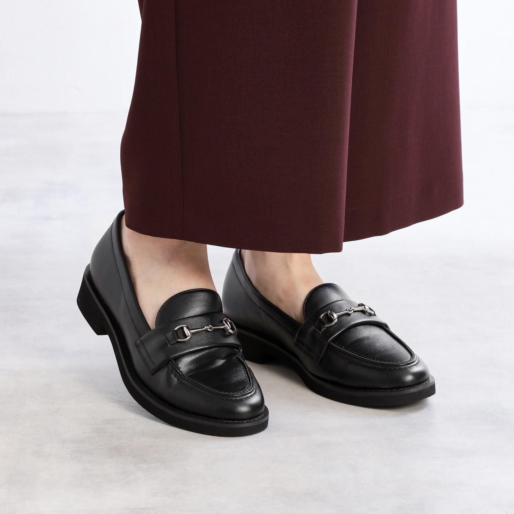 Reflect「【トレンドアイテム／軽い履き心地】ローファー」|その他|ブラック(019)