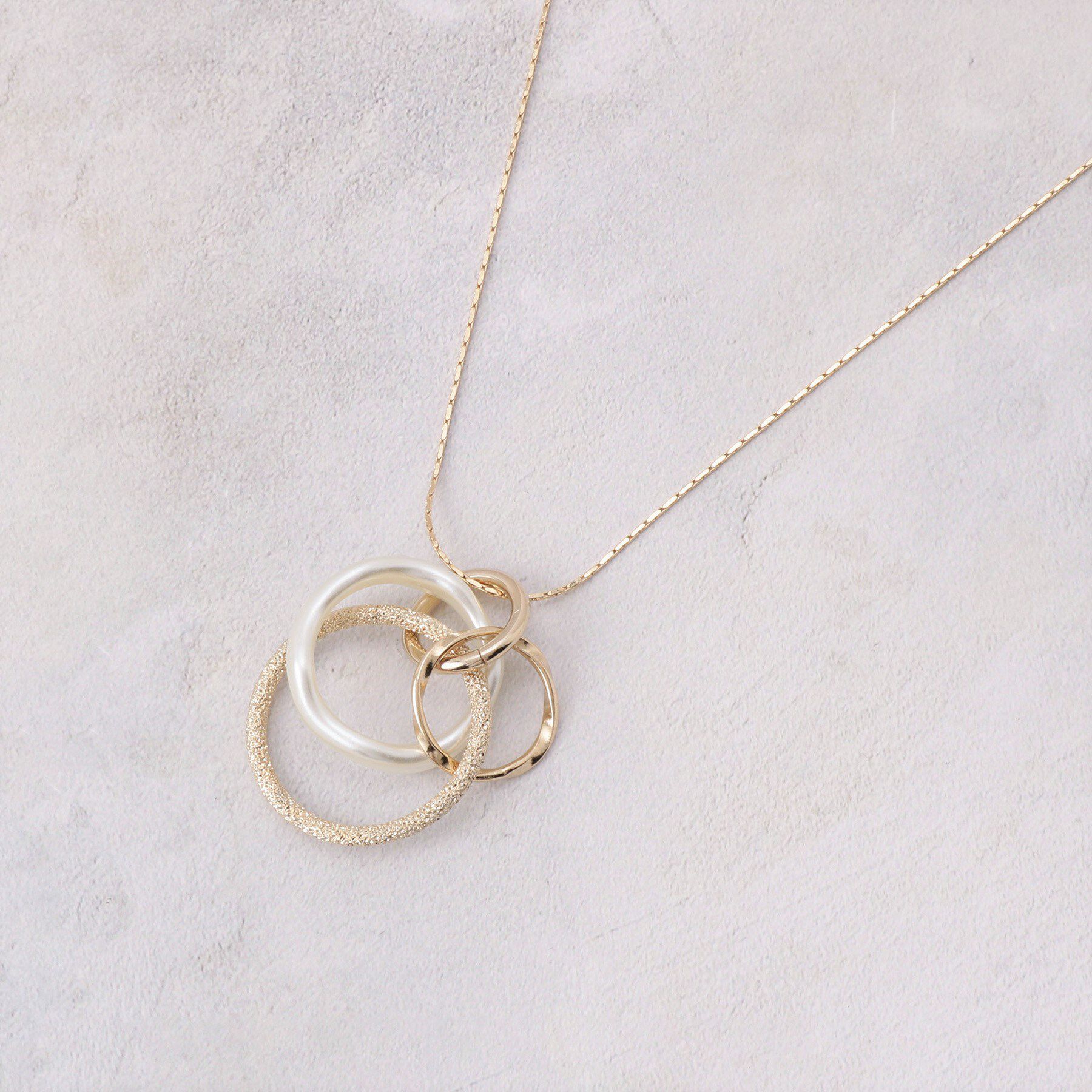 grove「クリアパール調メニーリングネックレス」|ネックレス|