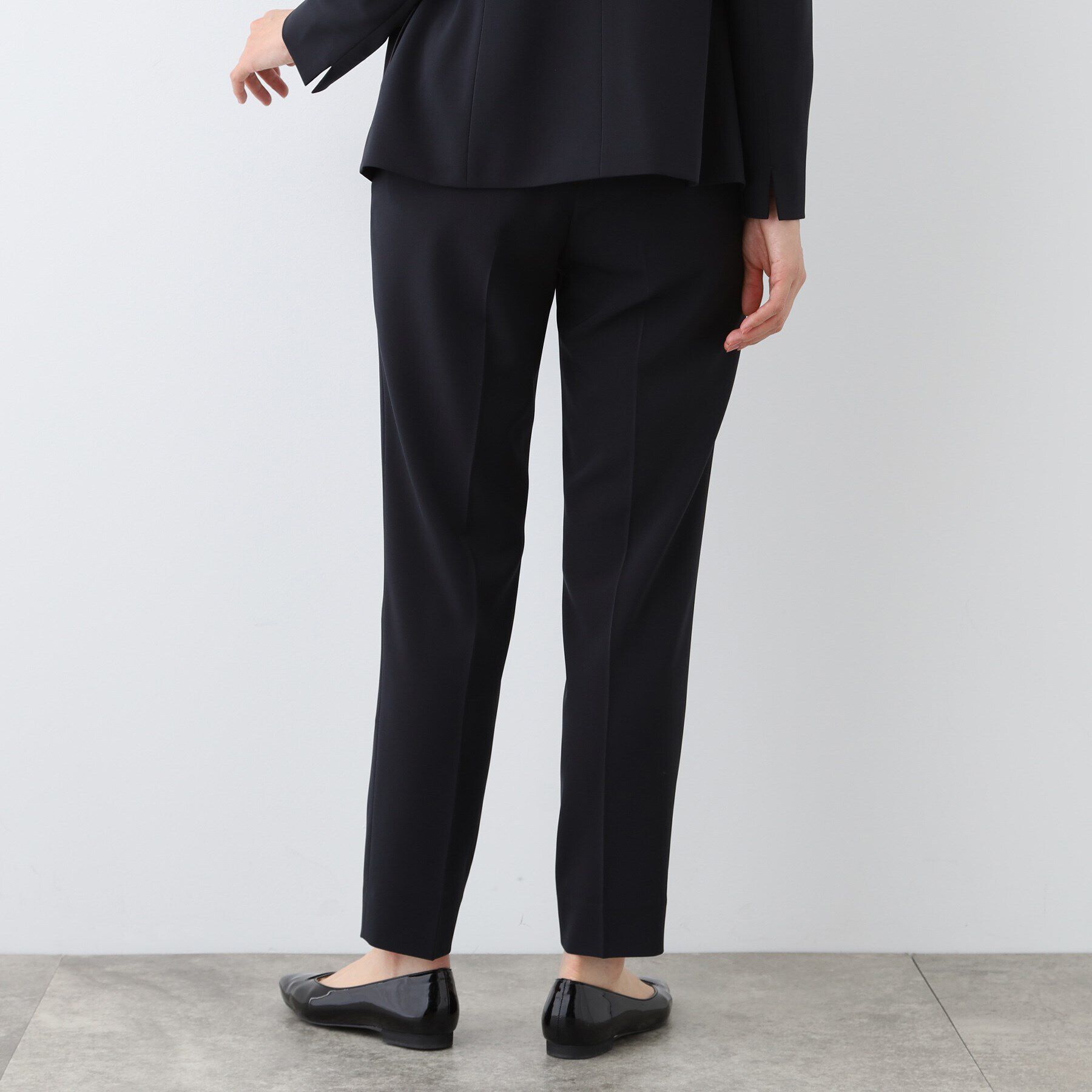 INDIVI「【洗える／UVケア／スーツ】ストレッチタックテーパードパンツ」|その他|