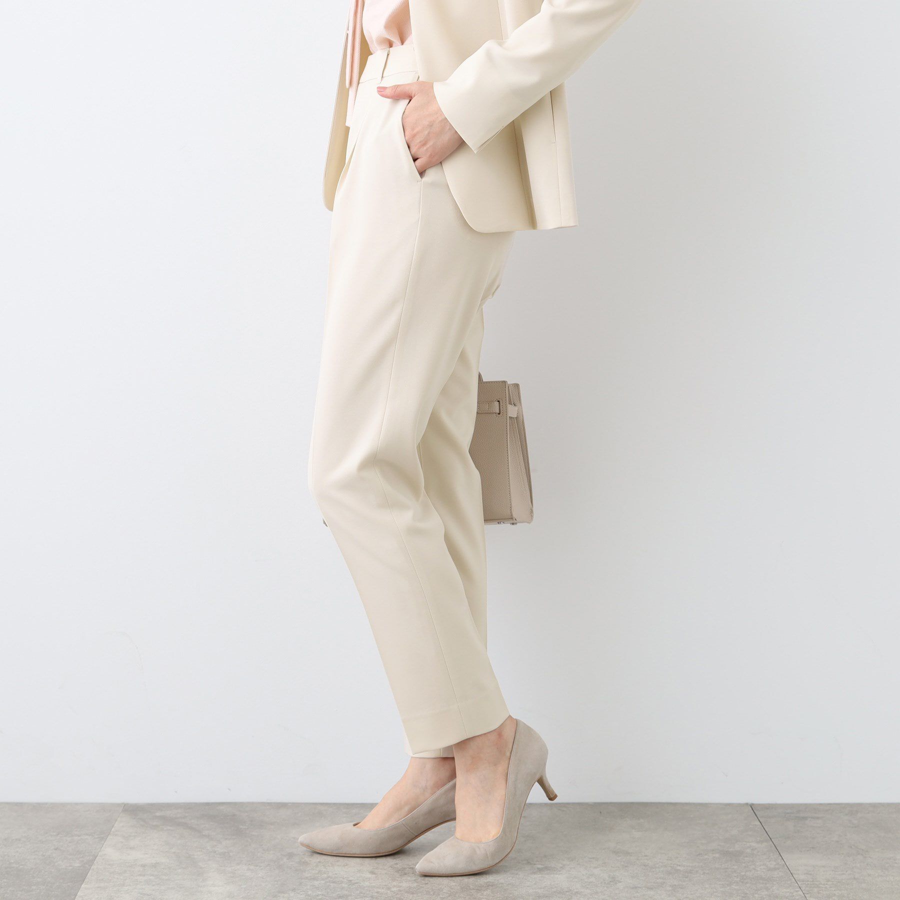 INDIVI「【洗える／UVケア／スーツ】ストレッチタックテーパードパンツ」|その他|
