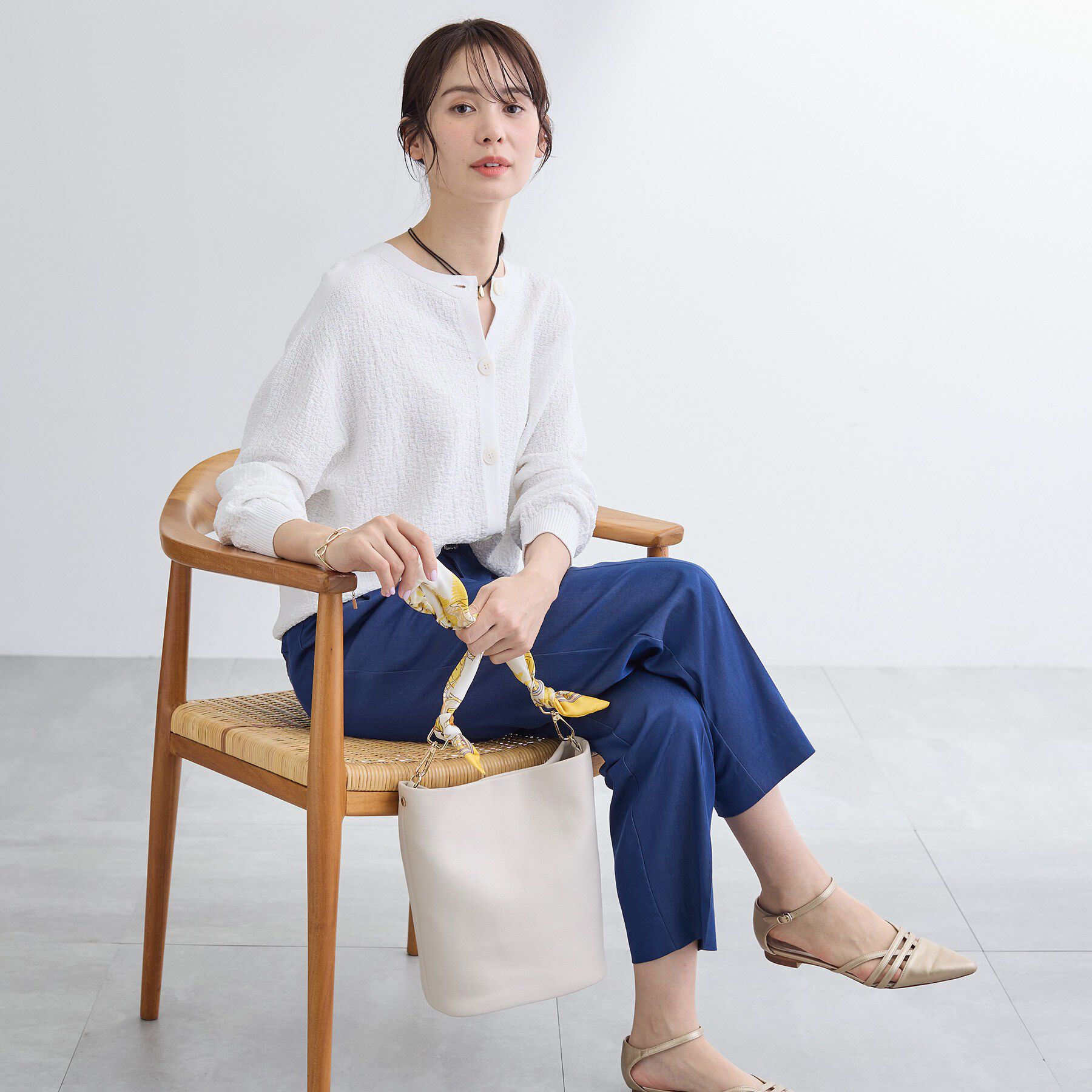 INDIVI「【前後2WAY／洗える】凹凸編地カーディガンニット」|カーディガン|