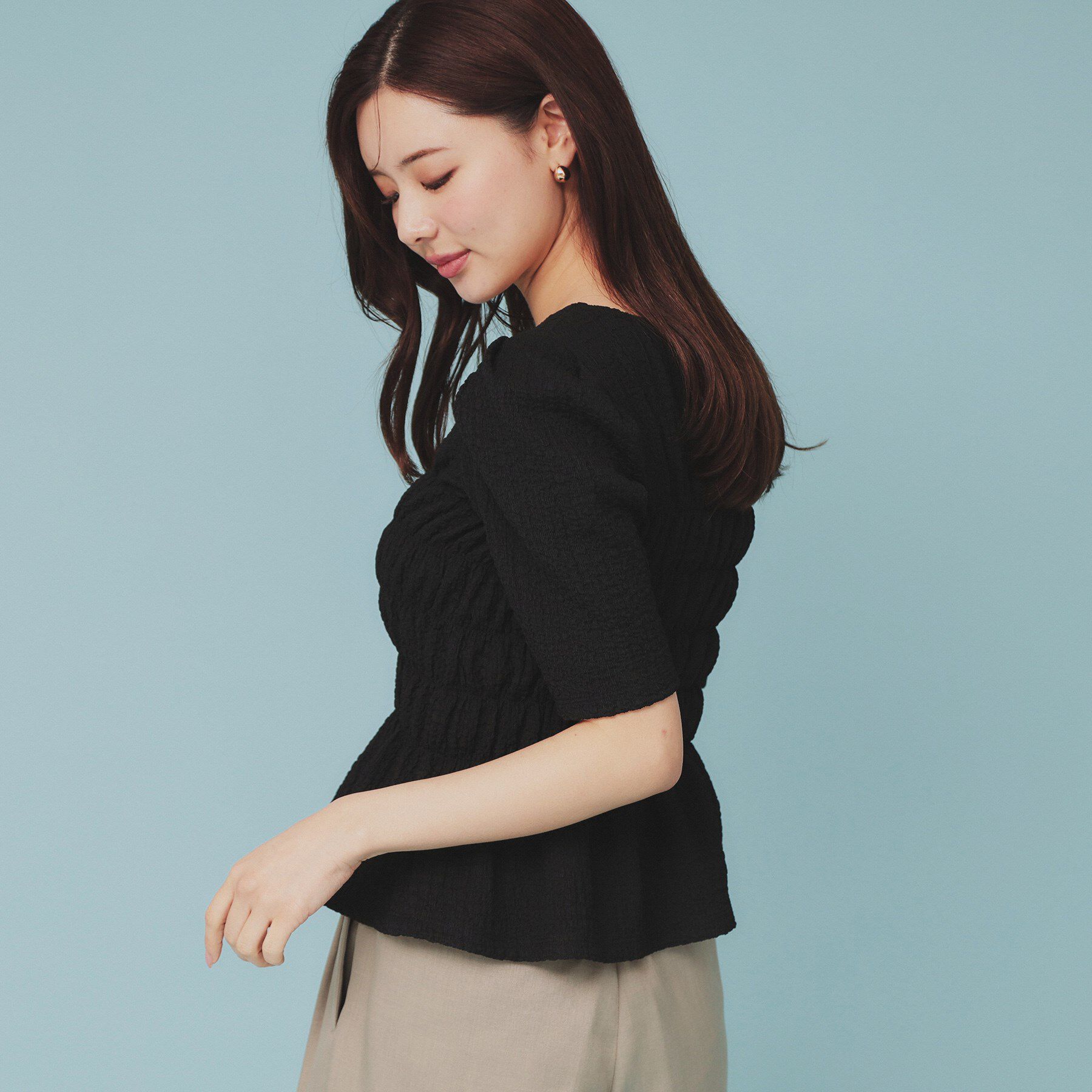 index「シャーリングペプラムトップス【洗濯機洗い可】」|Tシャツ・カットソー|