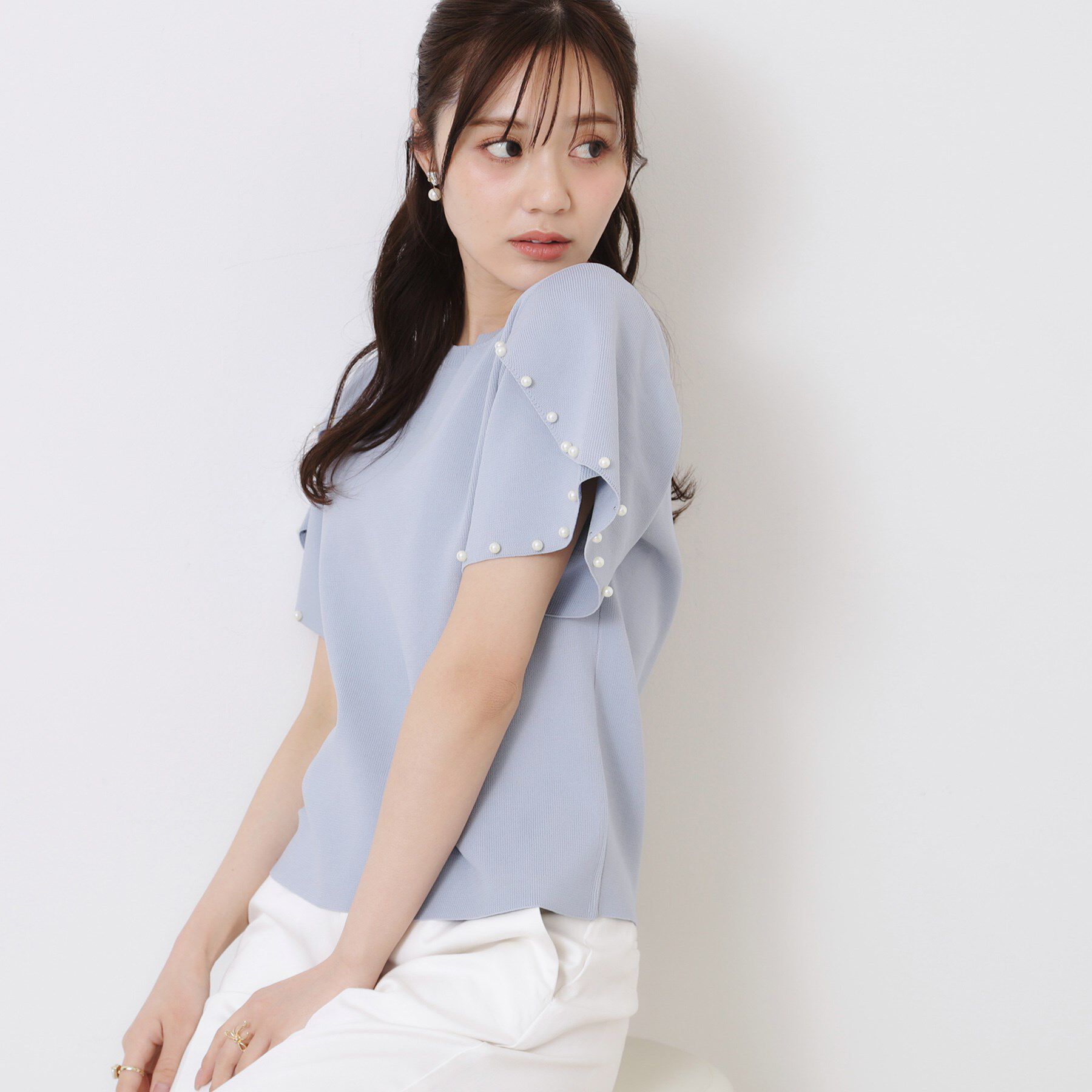 Couture broach「【一枚でキマる・華やか】パール調付チューリップ袖ニット」|ニット・セーター|