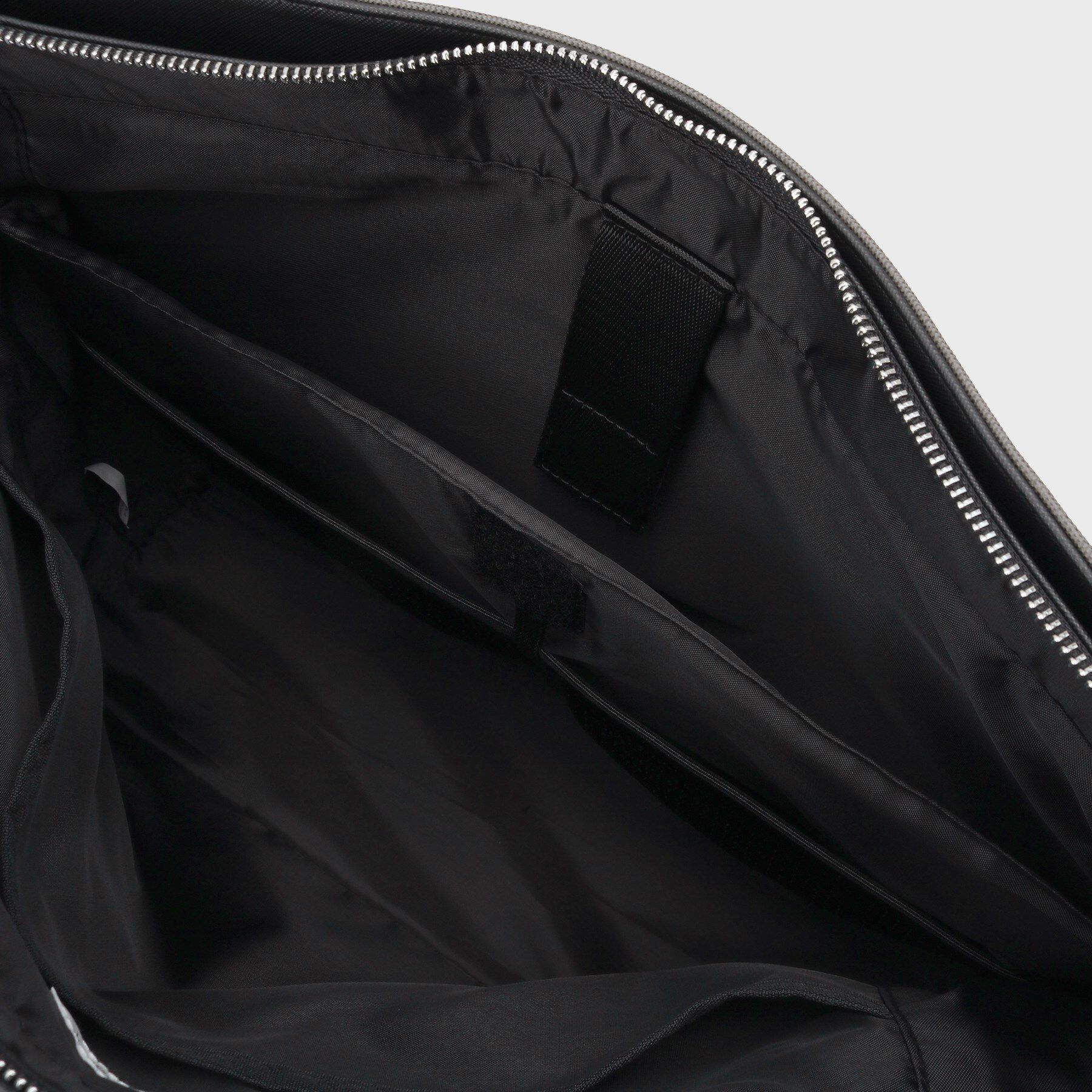 THE SHOP TK「【A4サイズ／ビジネスでも使える】合皮トートバッグ イヤホンケース付き」|トートバッグ|