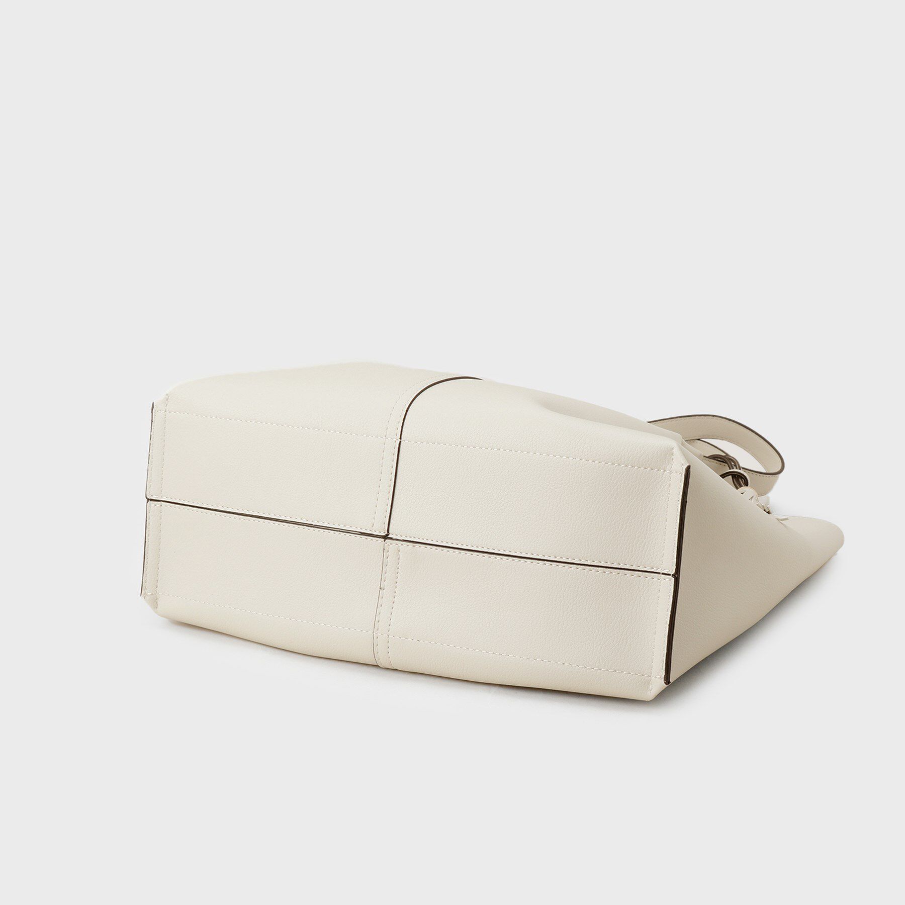 THE SHOP TK「タッセル付きトートバッグ」|トートバッグ|