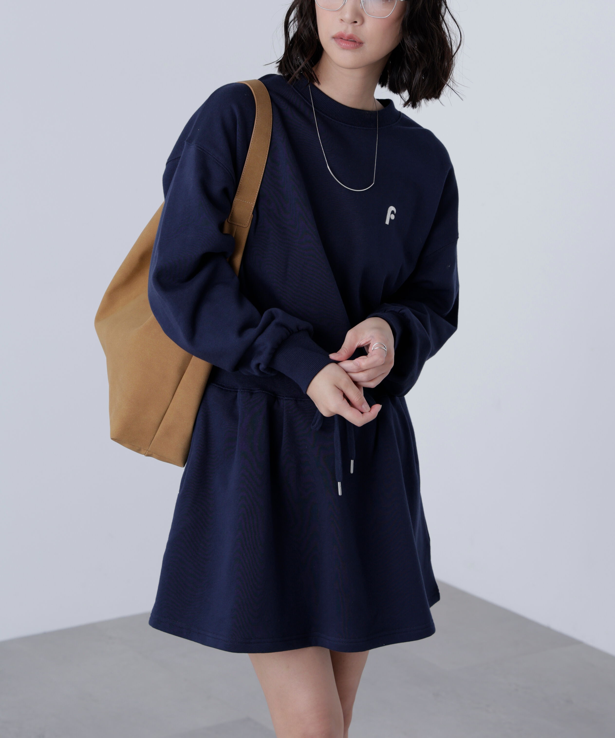  「ロゴ刺繍スウェットミニワンピース」|ワンピース|