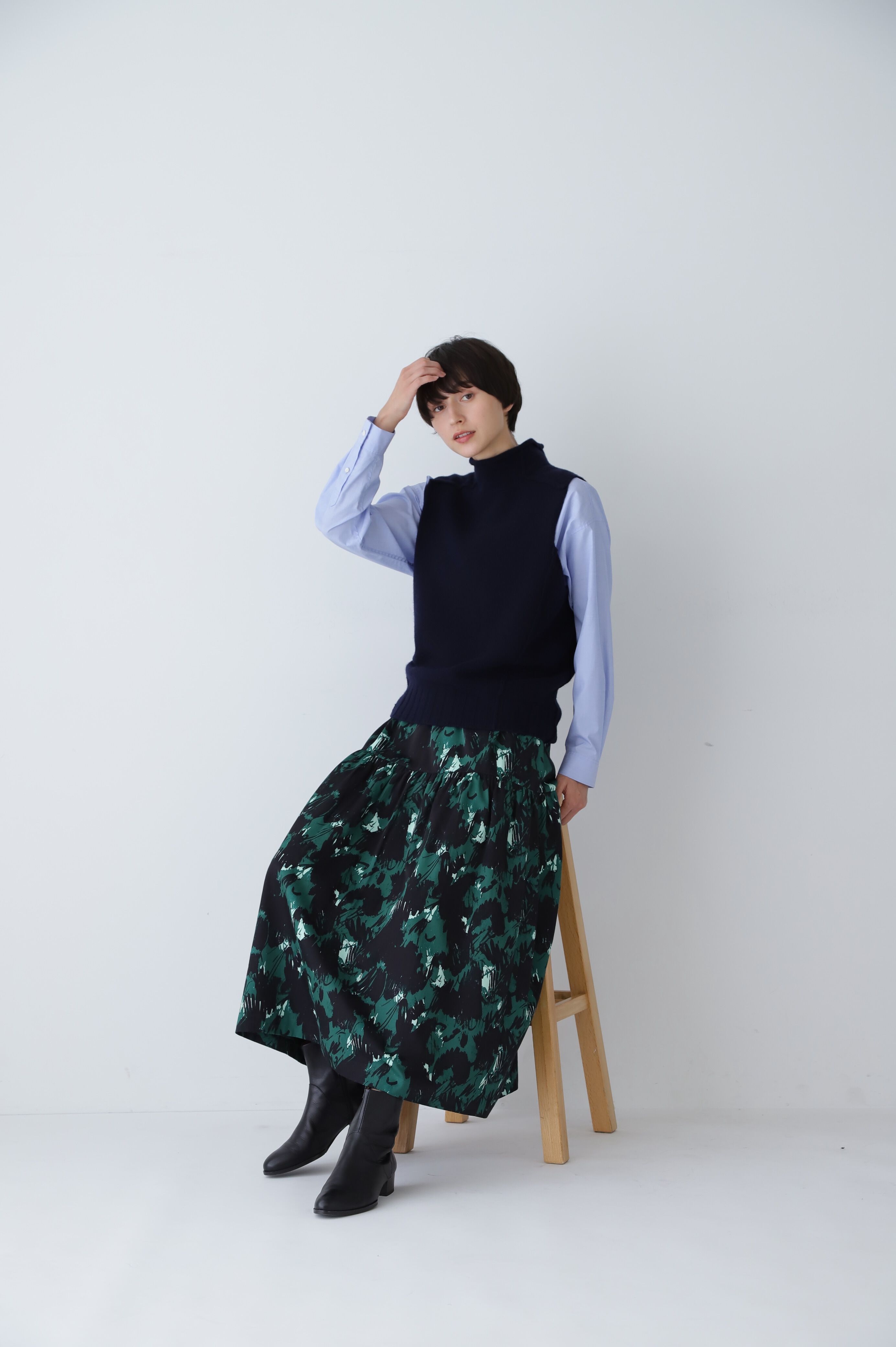  「◆アウトリンキングハイネックベスト」|ニット・セーター|