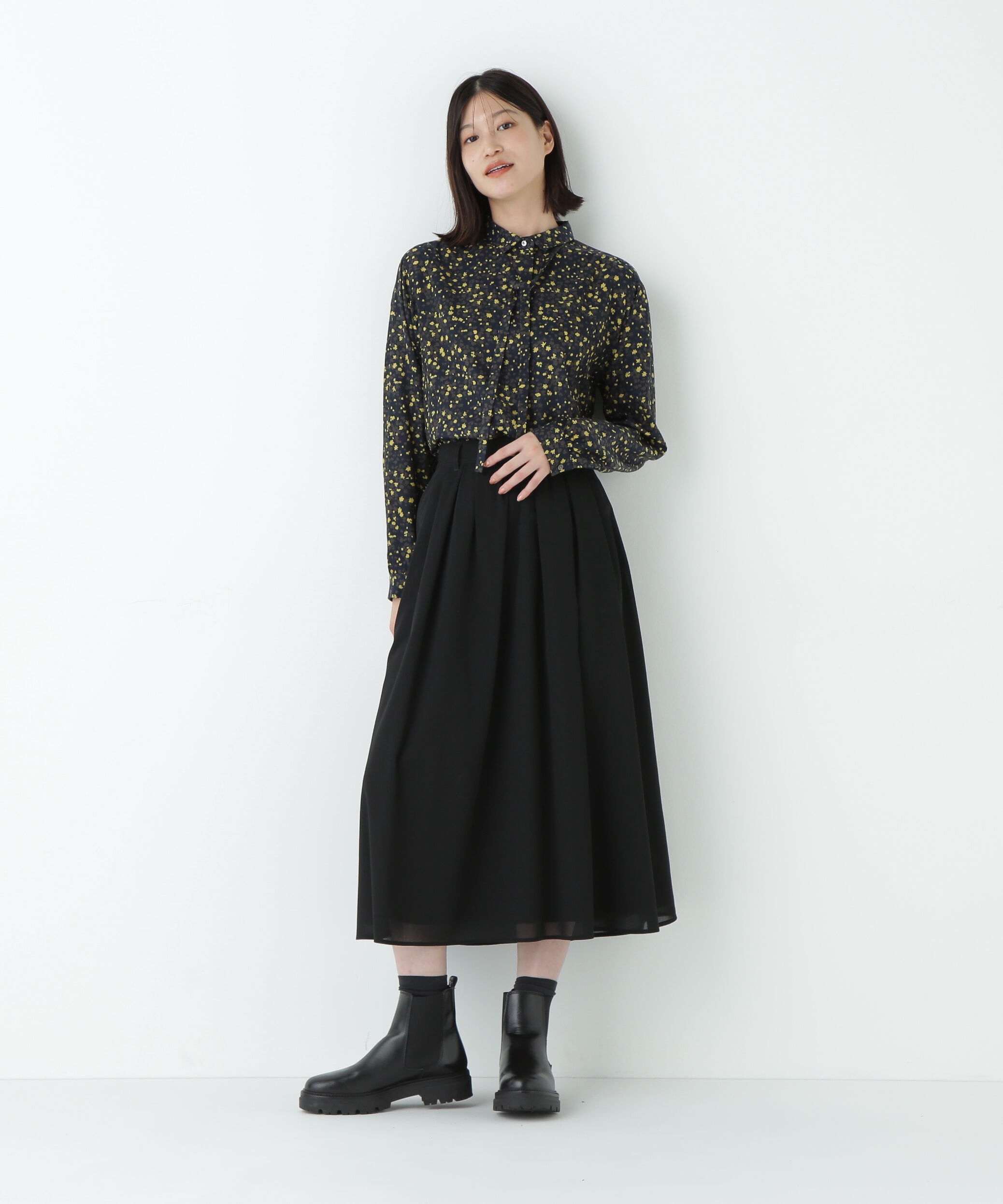  「プチフラワープリントボウタイシャツブラウス」|シャツ・ブラウス|