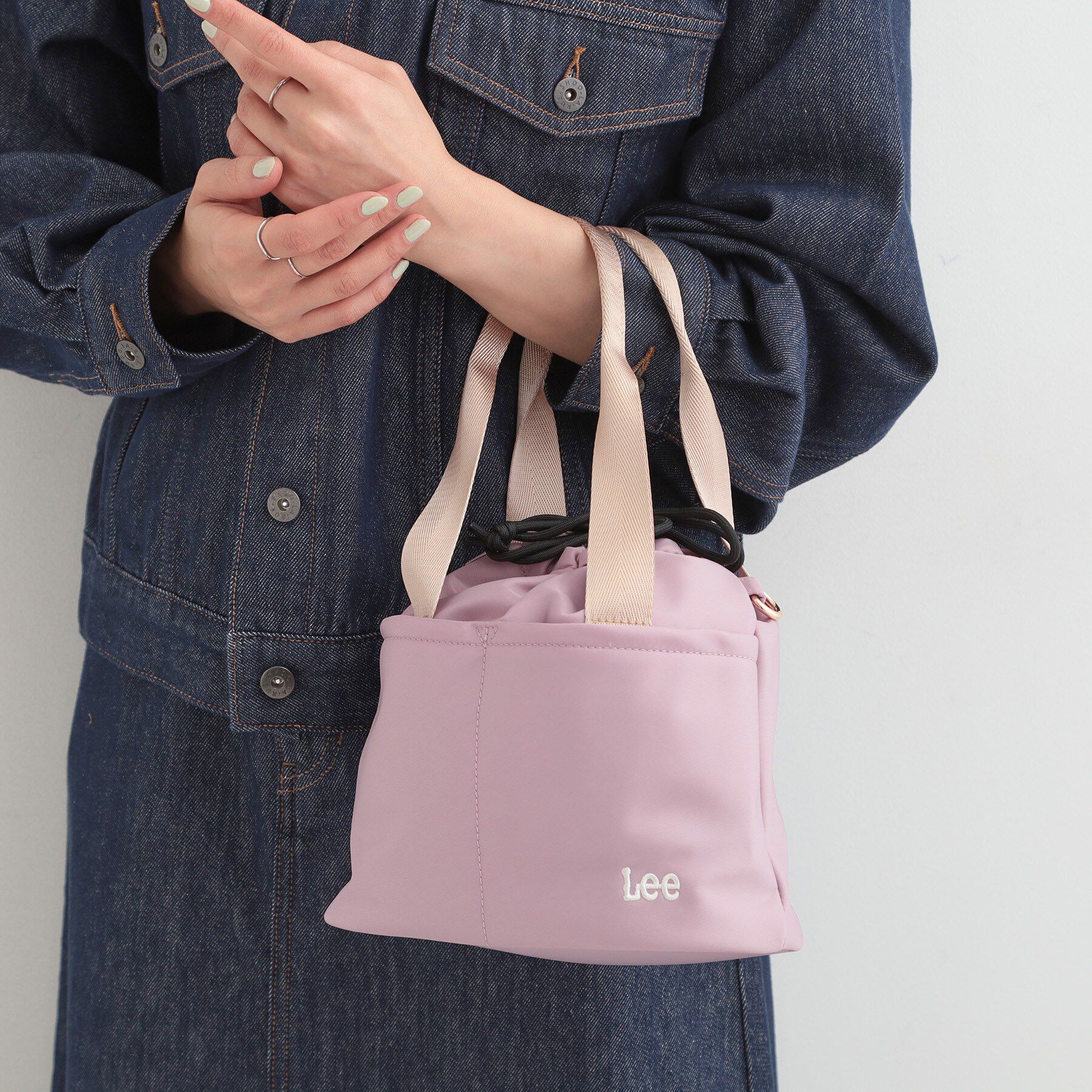 SHOO･LA･RUE「【Lee別注／撥水】巾着ショルダーバッグ」|ショルダー・メッセンジャー|ピンク(072)