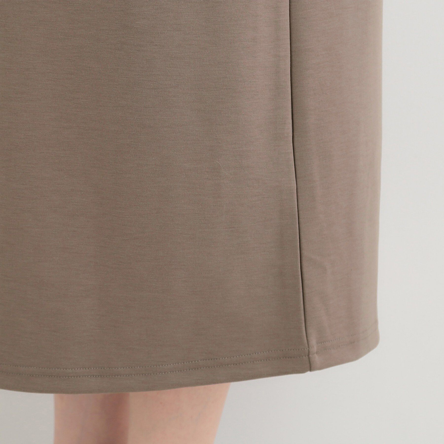 SHOO･LA･RUE「【洗濯機可】なめらかタッチ ハーフジップ Vネックジャンパースカート」|ワンピース|