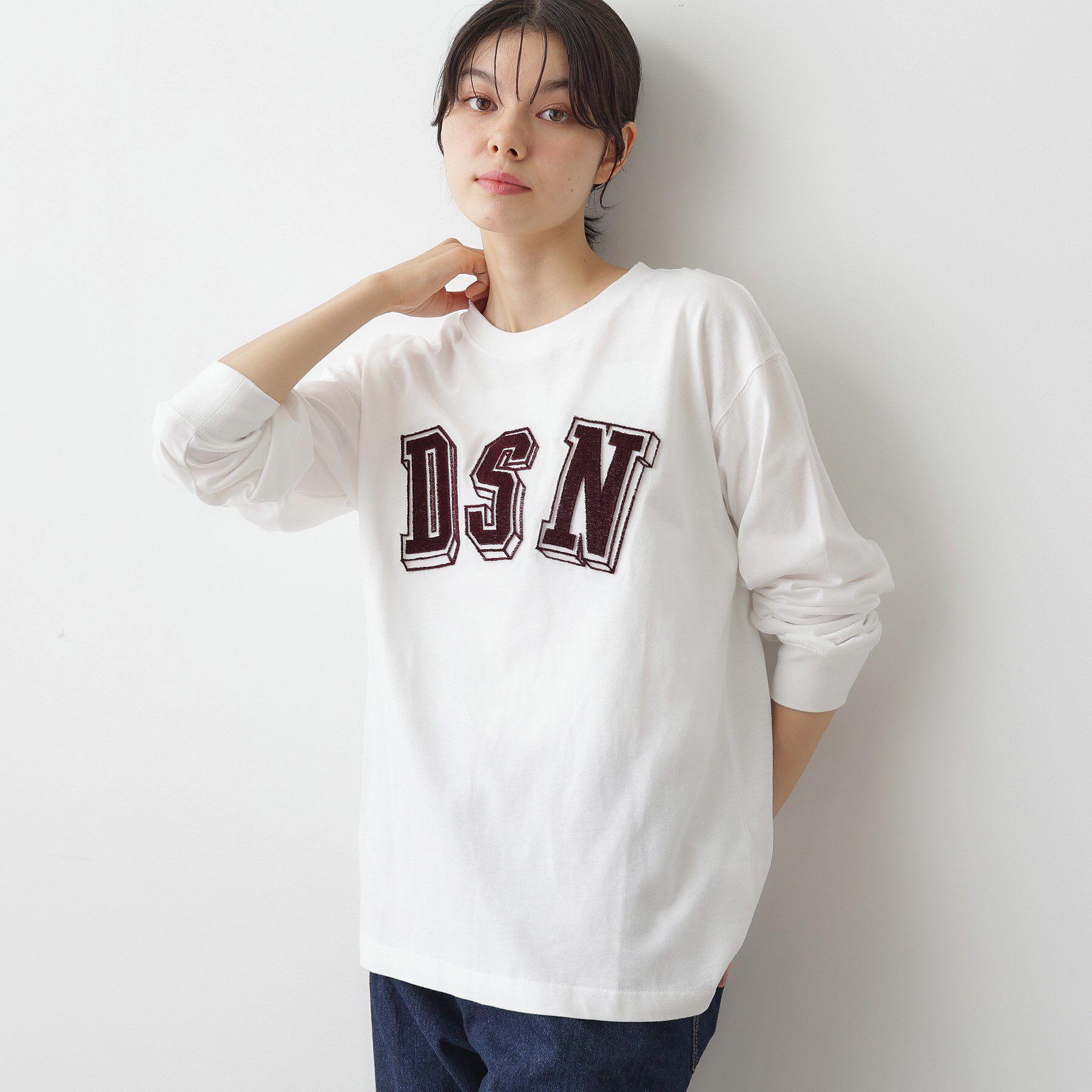 Dessin「【ユニセックス/洗える】ビッグロゴロンT」|Tシャツ・カットソー|ホワイト(002)