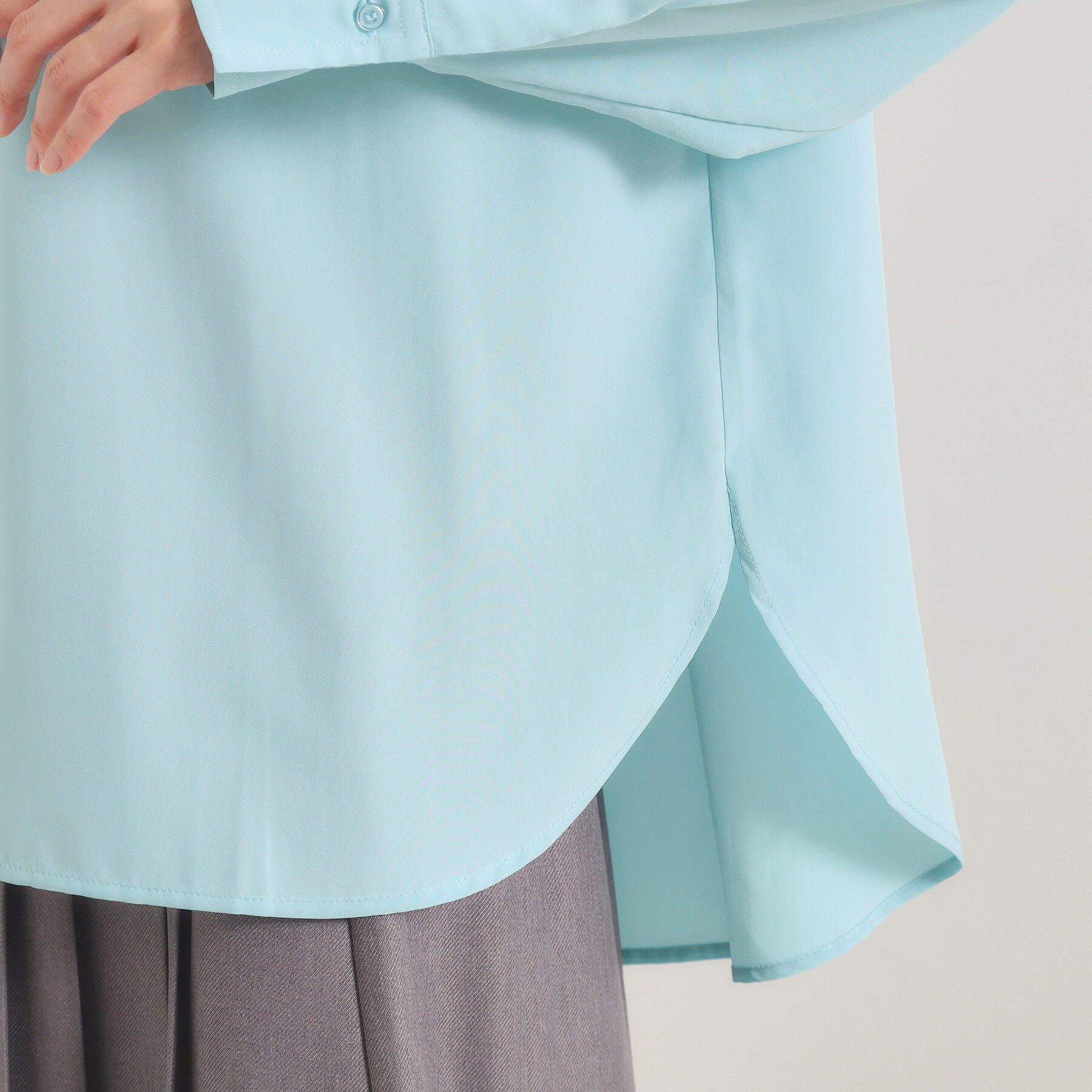 ITS&rsquo;DEMO「【接触冷感／吸水速乾／UV／洗濯機OK】袖2wayブラウス」|シャツ・ブラウス|