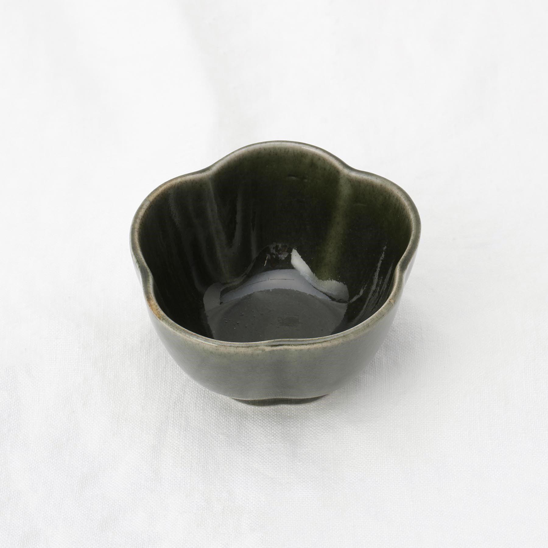 212 KITCHEN STORE「ケイプ 梅形小鉢 オリベグリーン」|食器・キッチングッズ|