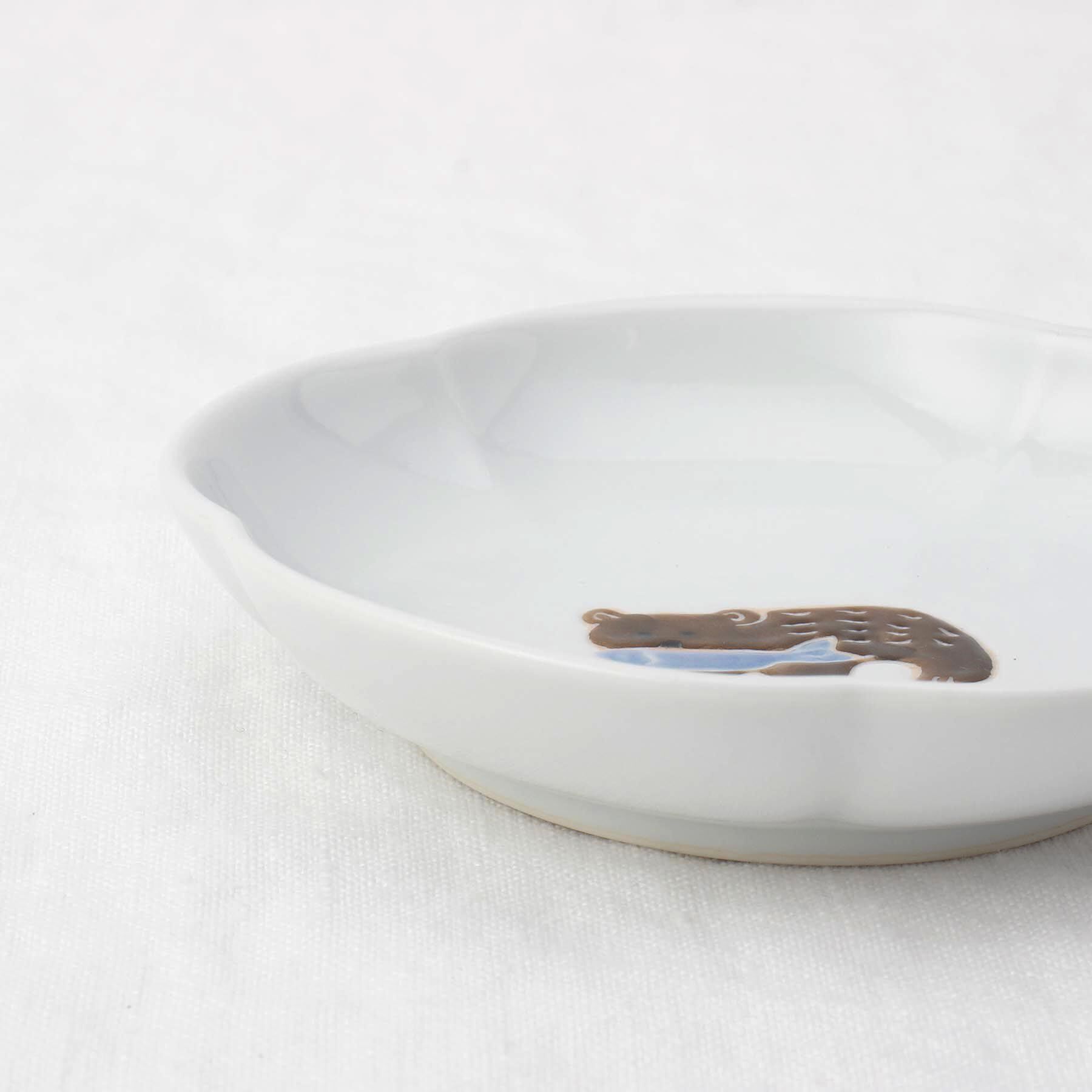 212 KITCHEN STORE「ニッポン絵皿 小皿 しゃけ熊」|食器・キッチングッズ|