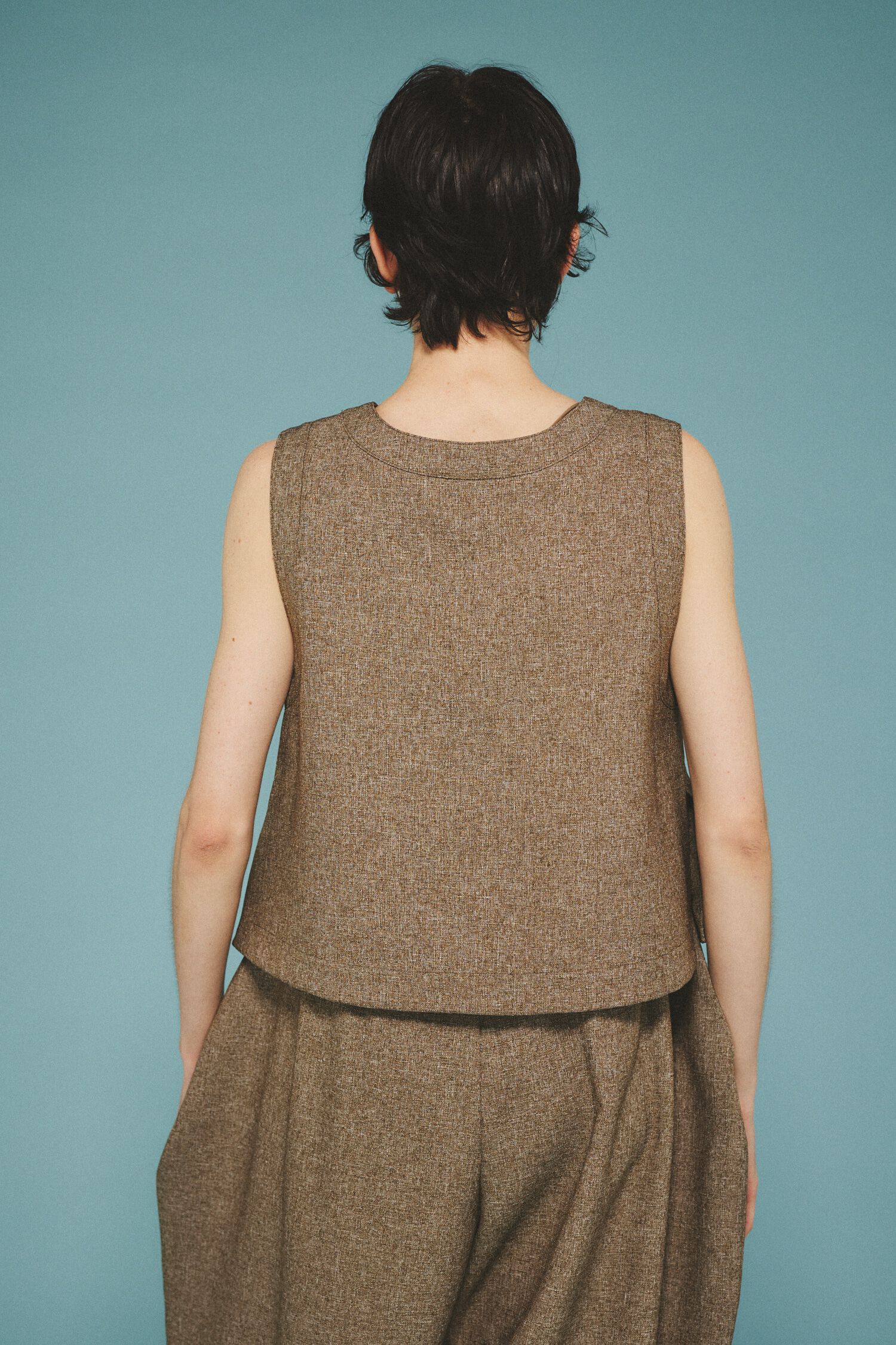 HeRIN.CYE「V neck vest」|ダウンベスト・ベスト|