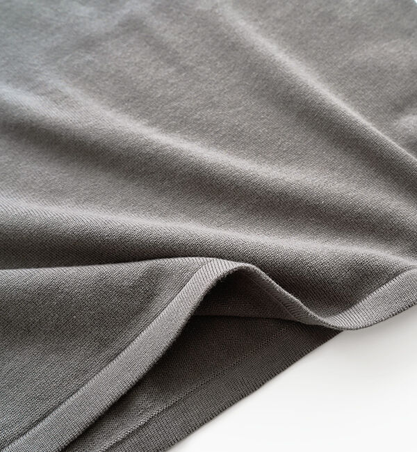 休日と詩「小さなポケットのニット」|ニット・セーター|