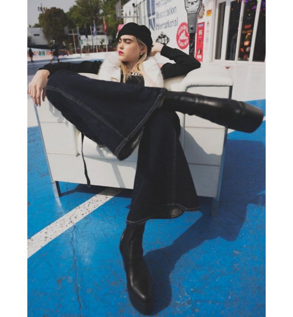 GYDA「ハイウエスト strap cargo designフレアデニムパンツ」|デニム|